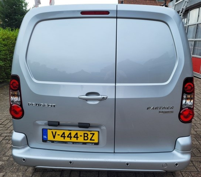 Peugeot Partner Model 2017 Full Electric met accu rapport — photo 11