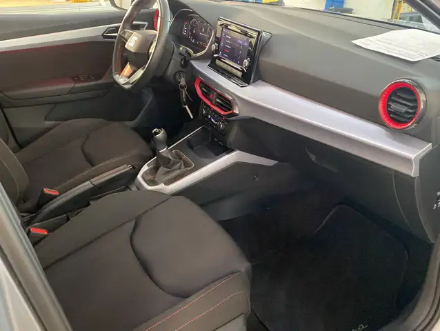 SEAT Arona view 12