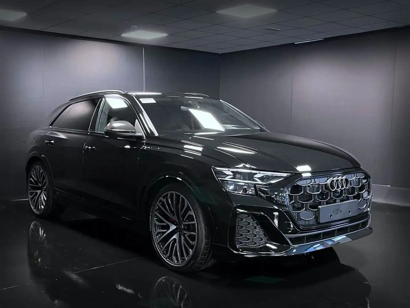Audi Q8 50 TDI 286CV QUATTRO TIPTRONIC S LINE EDITION Schwarz - 2