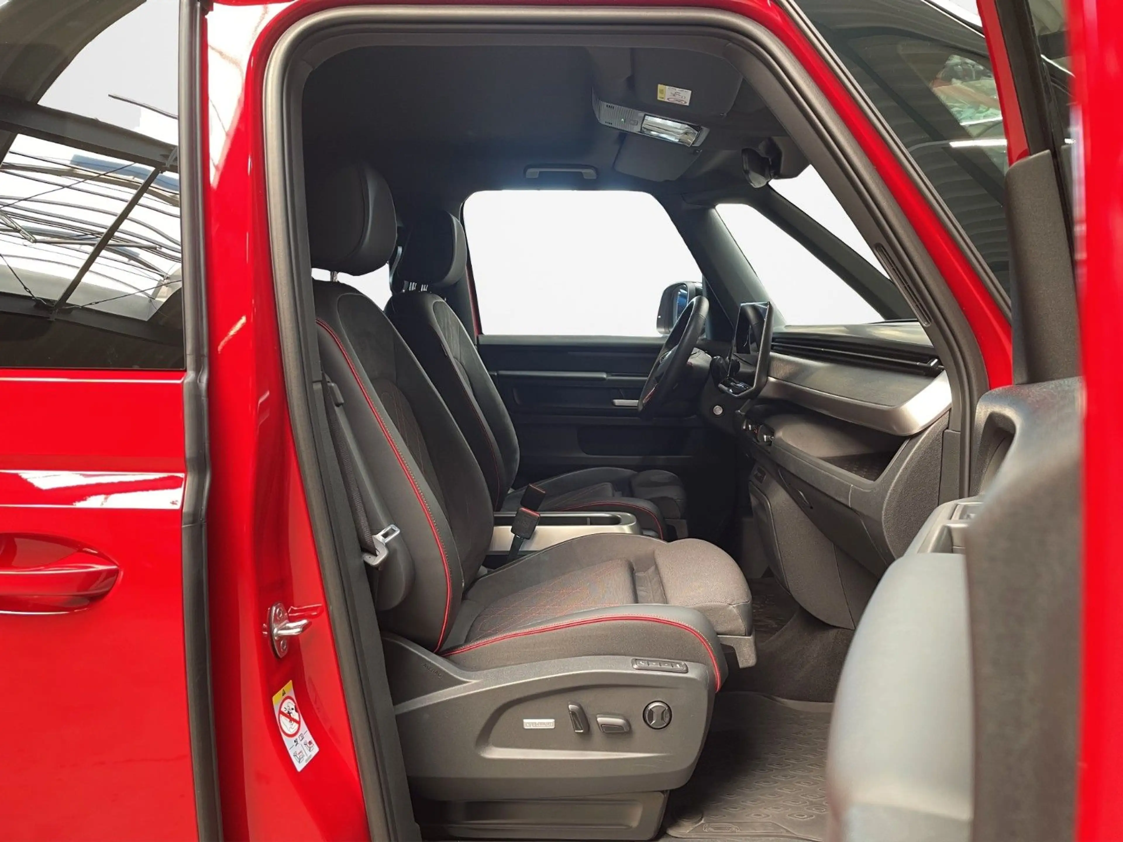 Volkswagen ID. Buzz GTX LR 4M AHK ACC RFK H&K HUD MEMORY — photo 9