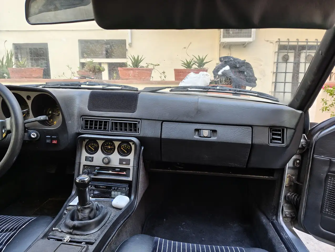 Porsche 944 Coupe 2.5, foto 6