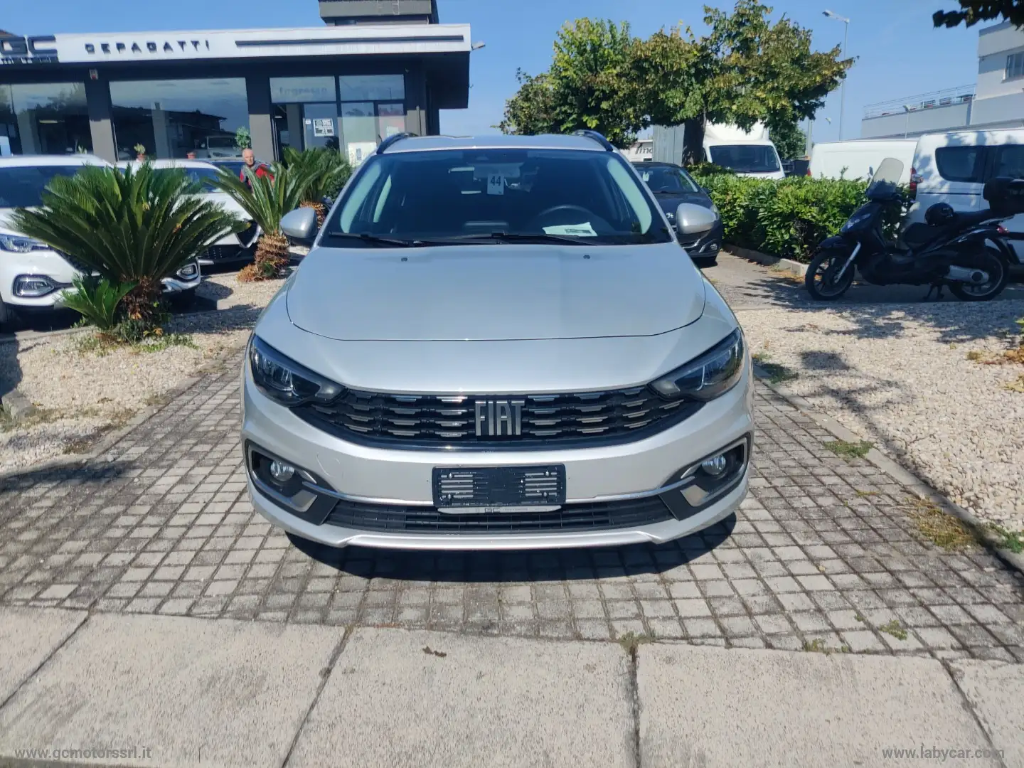 Fiat Tipo 1.0 SW Life PLUS PROMO NO FINANZIAMENTO Argent - 2
