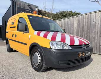 COMBO 1.3CDTi LICHTE VRACHT * AIRCO