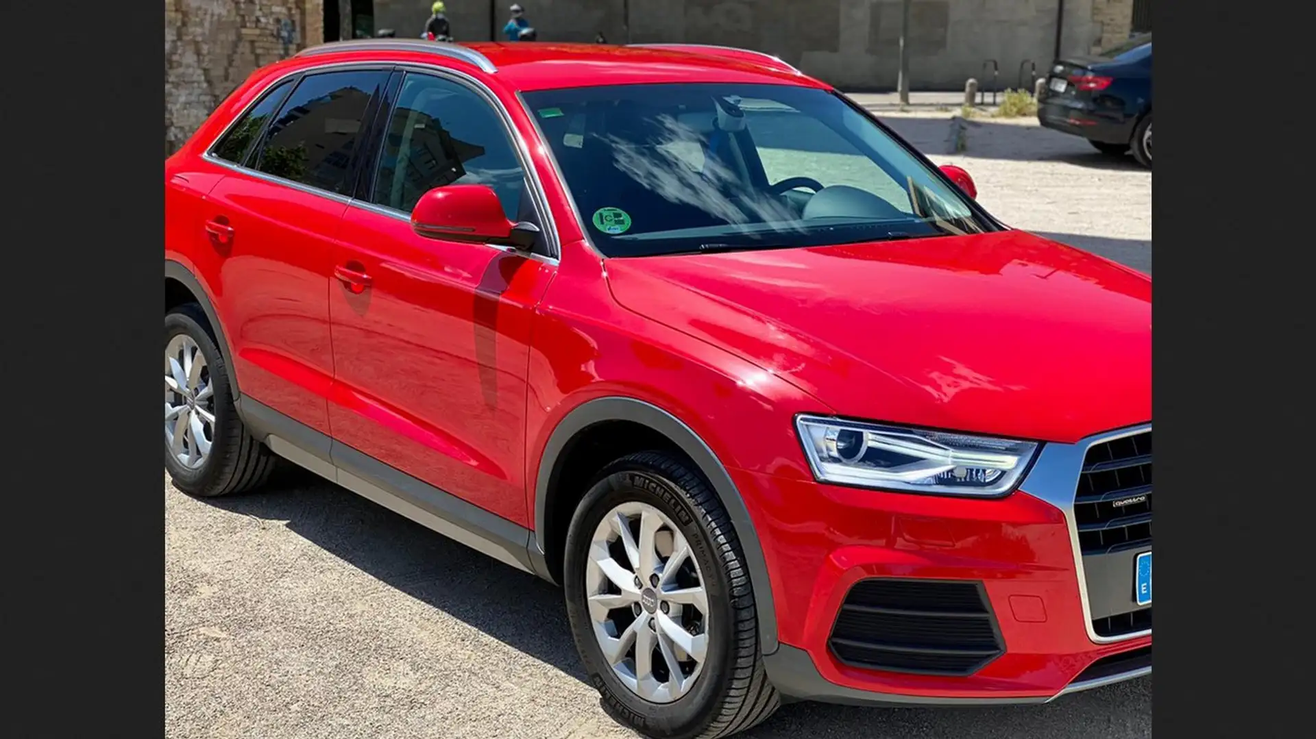 Audi Q3 2.0TDI S-tronic - 1