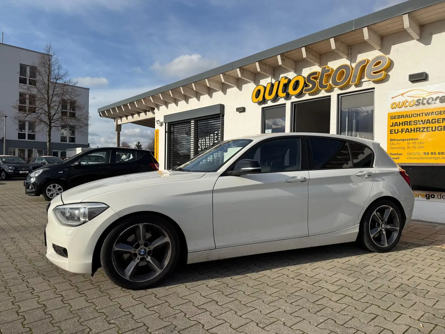 BMW 118 118d 105 kW (143 PS), Schalt. 6-Gang Blanc - 1