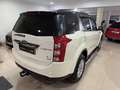 Mahindra XUV500 2.2D W8 FWD Beige - thumbnail 5