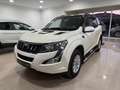 Mahindra XUV500 2.2D W8 FWD Beige - thumbnail 1