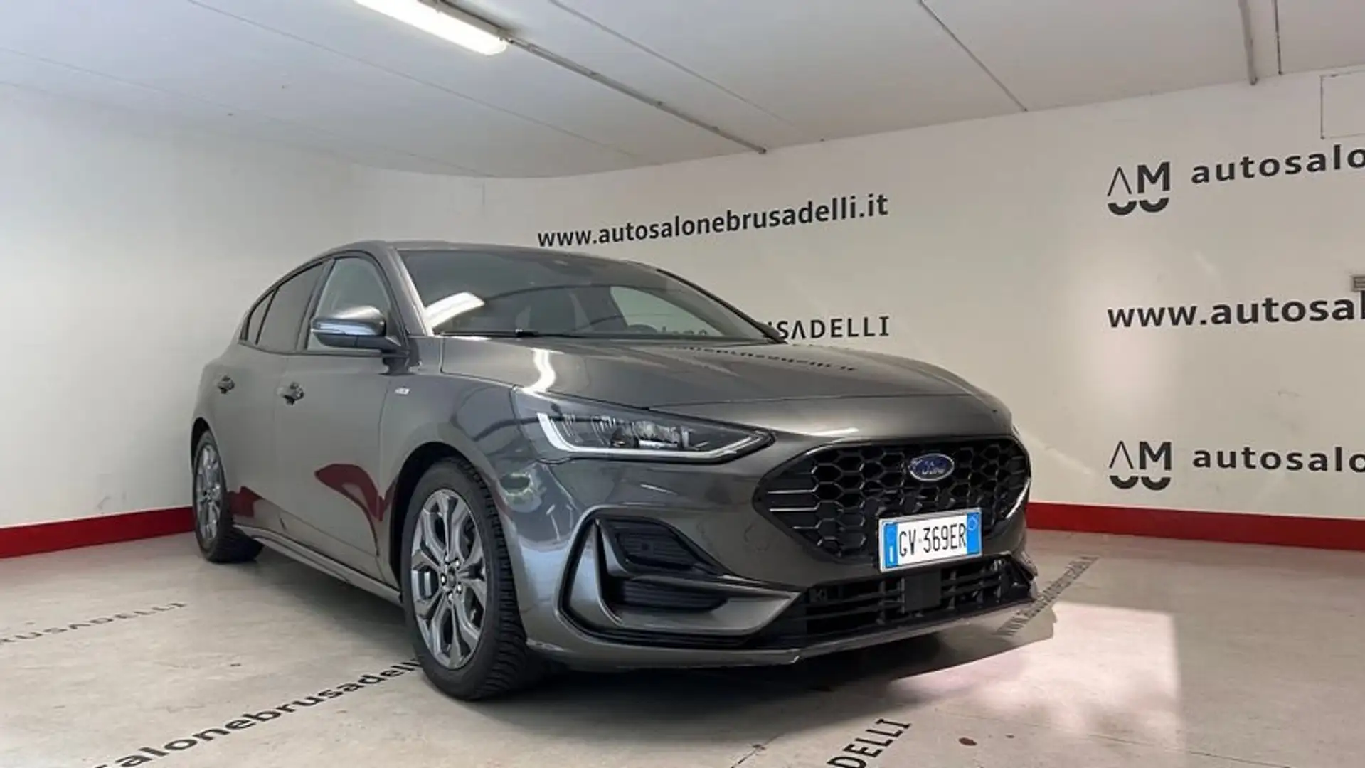 Ford Focus Focus 1.0 EcoBoost Hybrid 125 CV 5p. ST-Line PREZ Grigio - 1