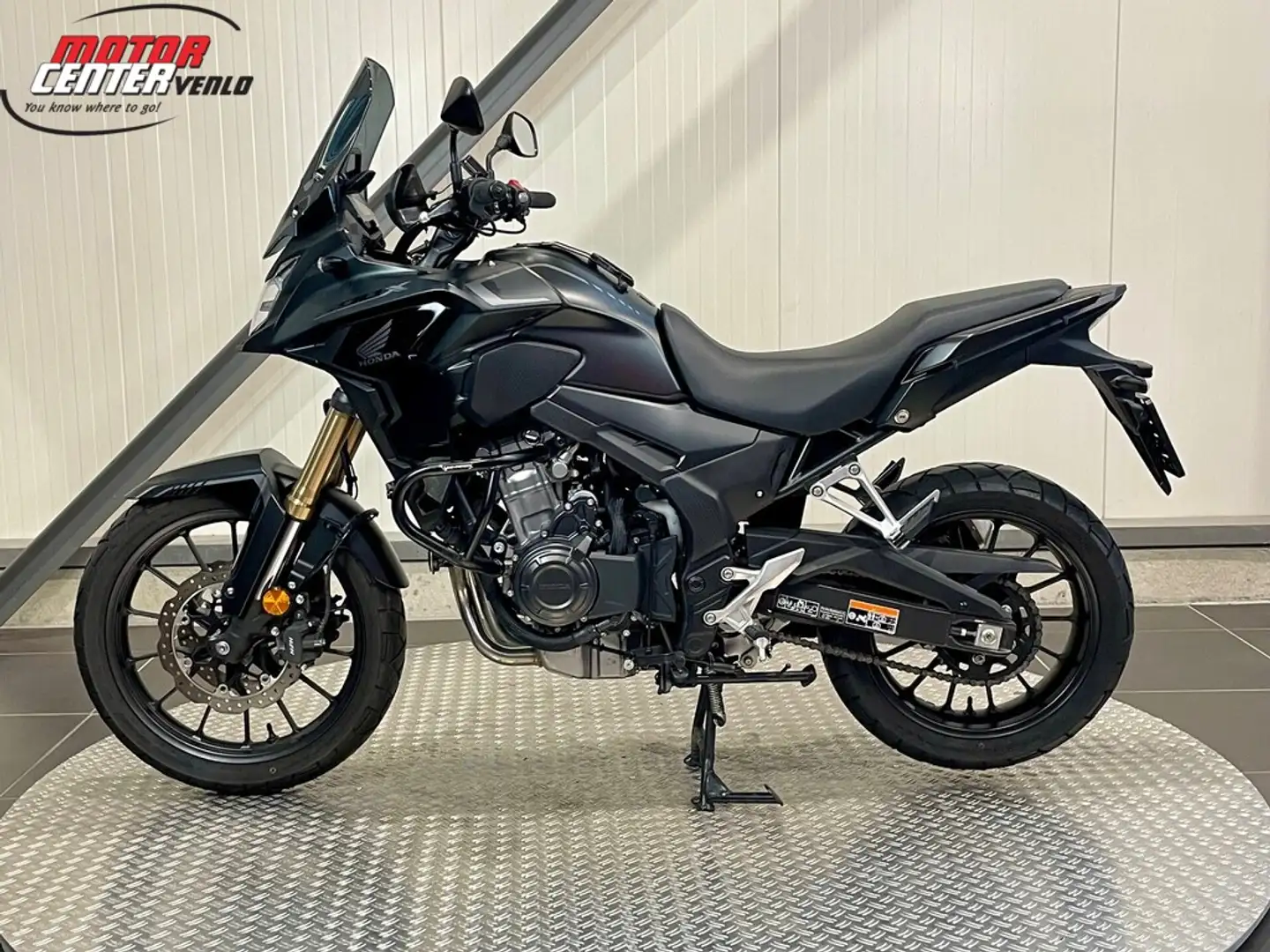 Honda CB 500 CB500X ABS ( 35 KW / A2 ) Zwart - 2