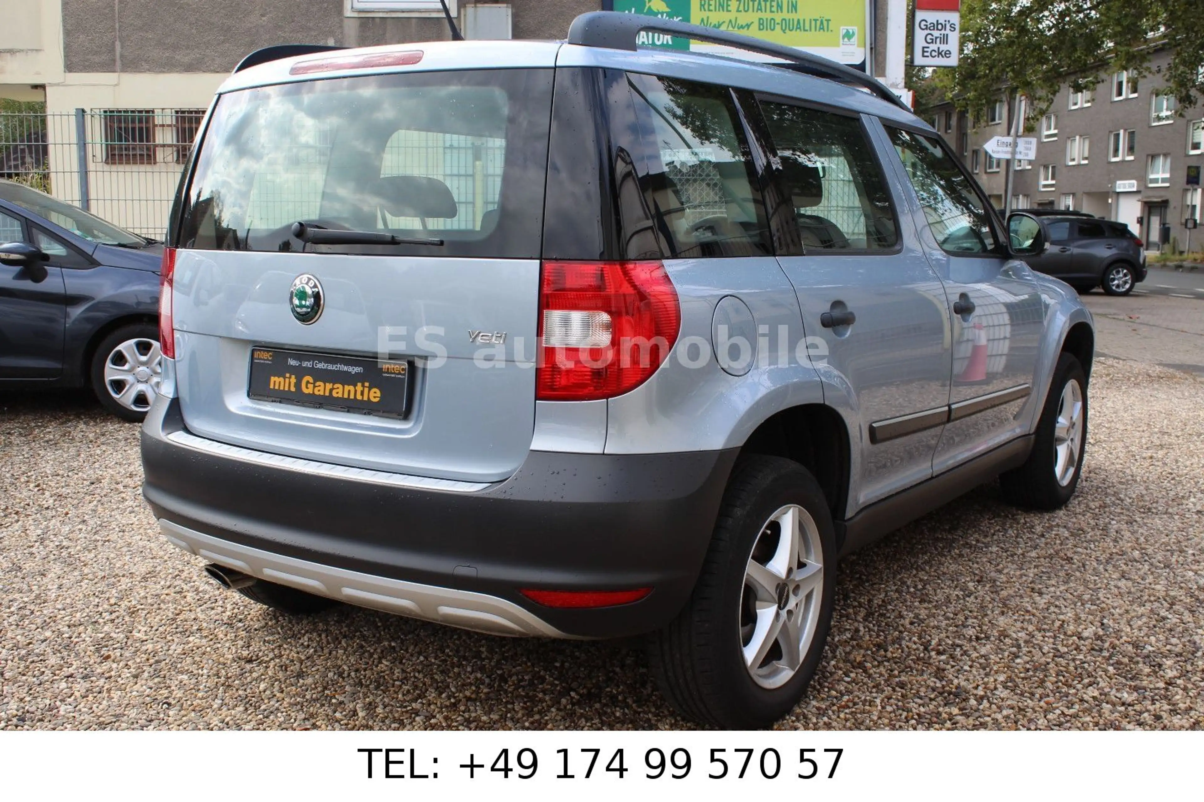 Skoda Yeti Basis **1.Hand / Garantie / Klima** — photo 8