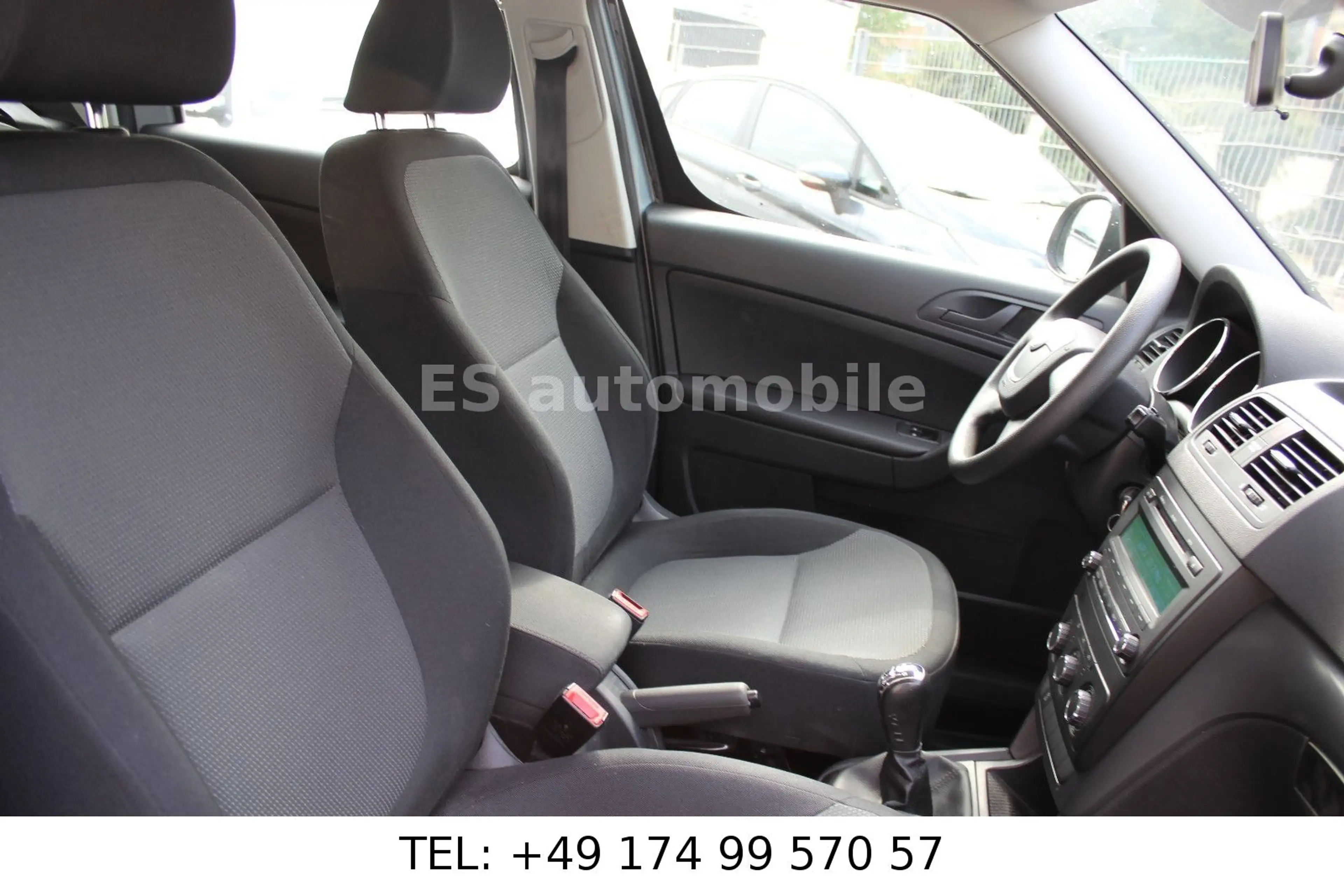 Skoda Yeti Basis **1.Hand / Garantie / Klima** — photo 12