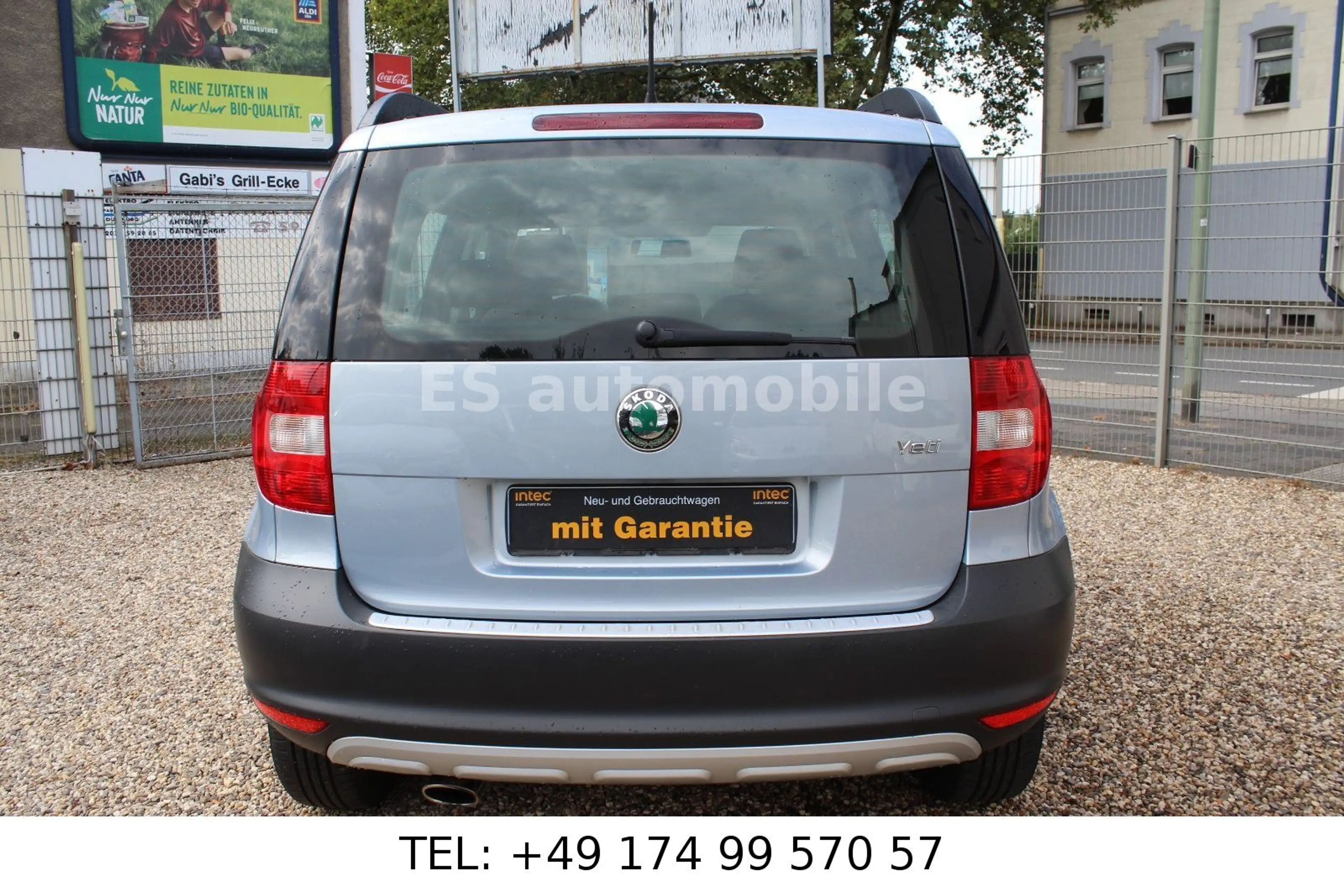 Skoda Yeti Basis **1.Hand / Garantie / Klima** — photo 9