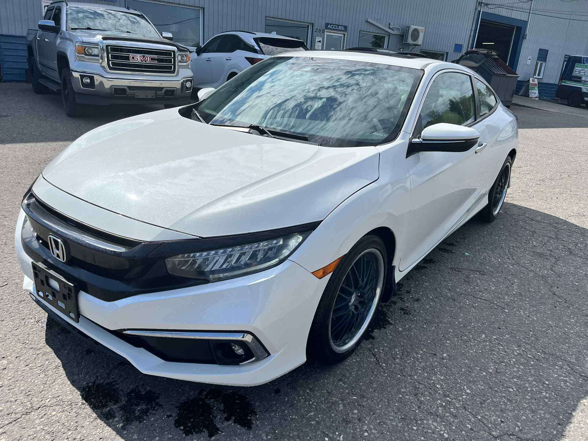 2019 Honda Civic Touring CVT — снимка 1