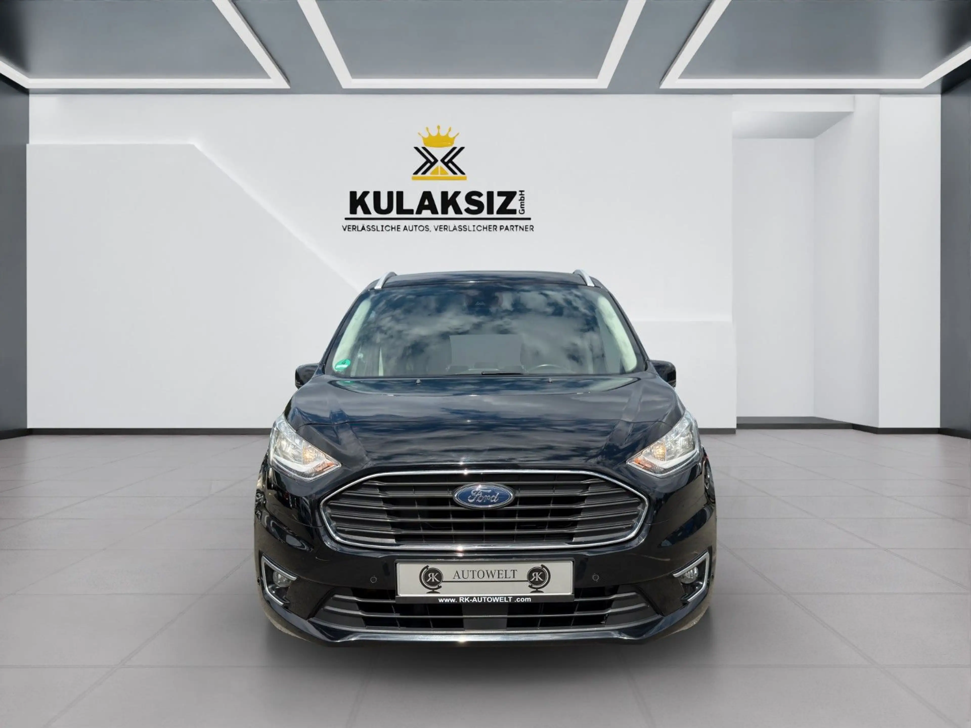 Ford Grand Tourneo Connect Titanium*7 SITZ*PANO*KAM* — photo 8