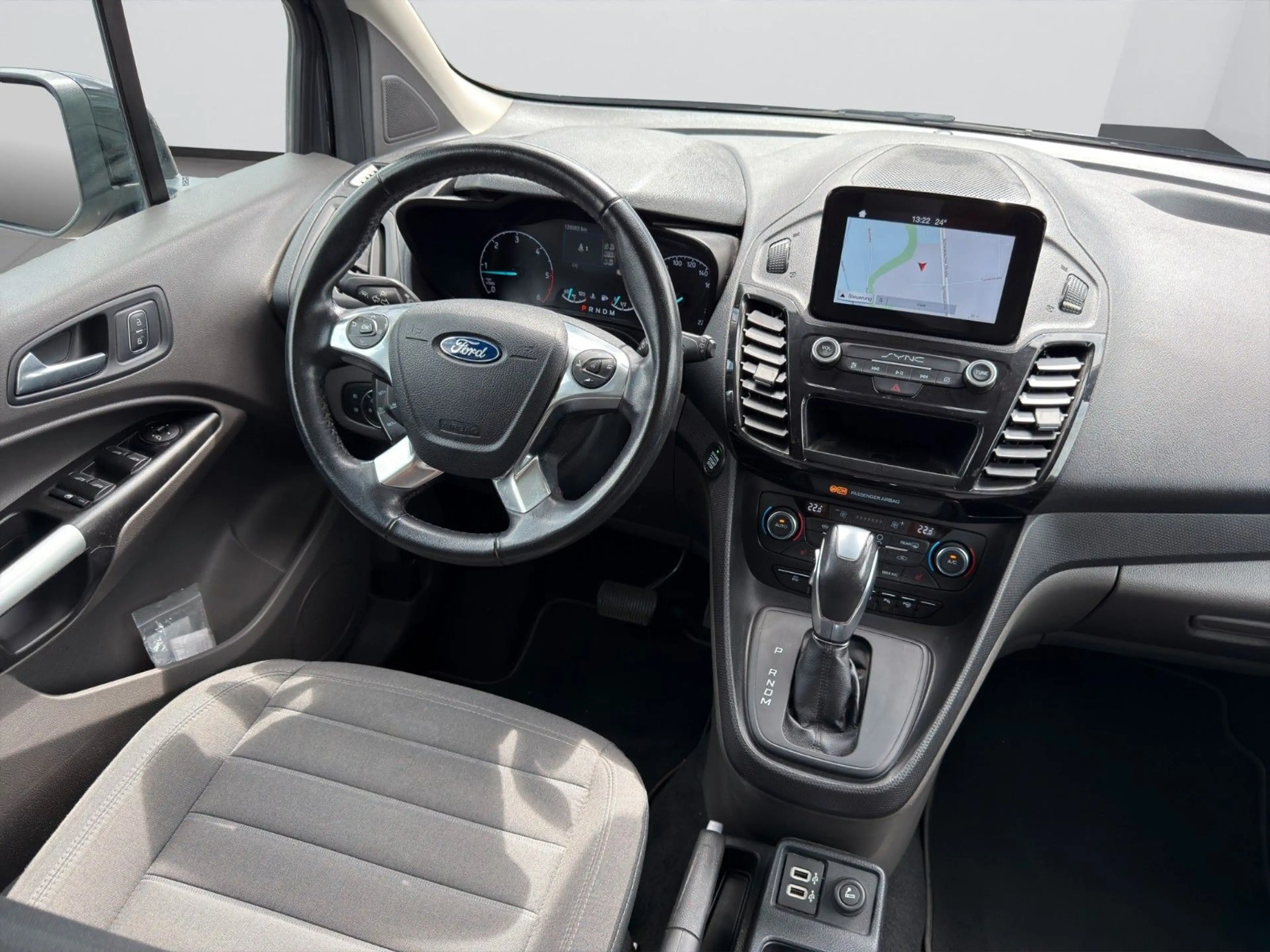 Ford Grand Tourneo Connect Titanium*7 SITZ*PANO*KAM* — photo 15