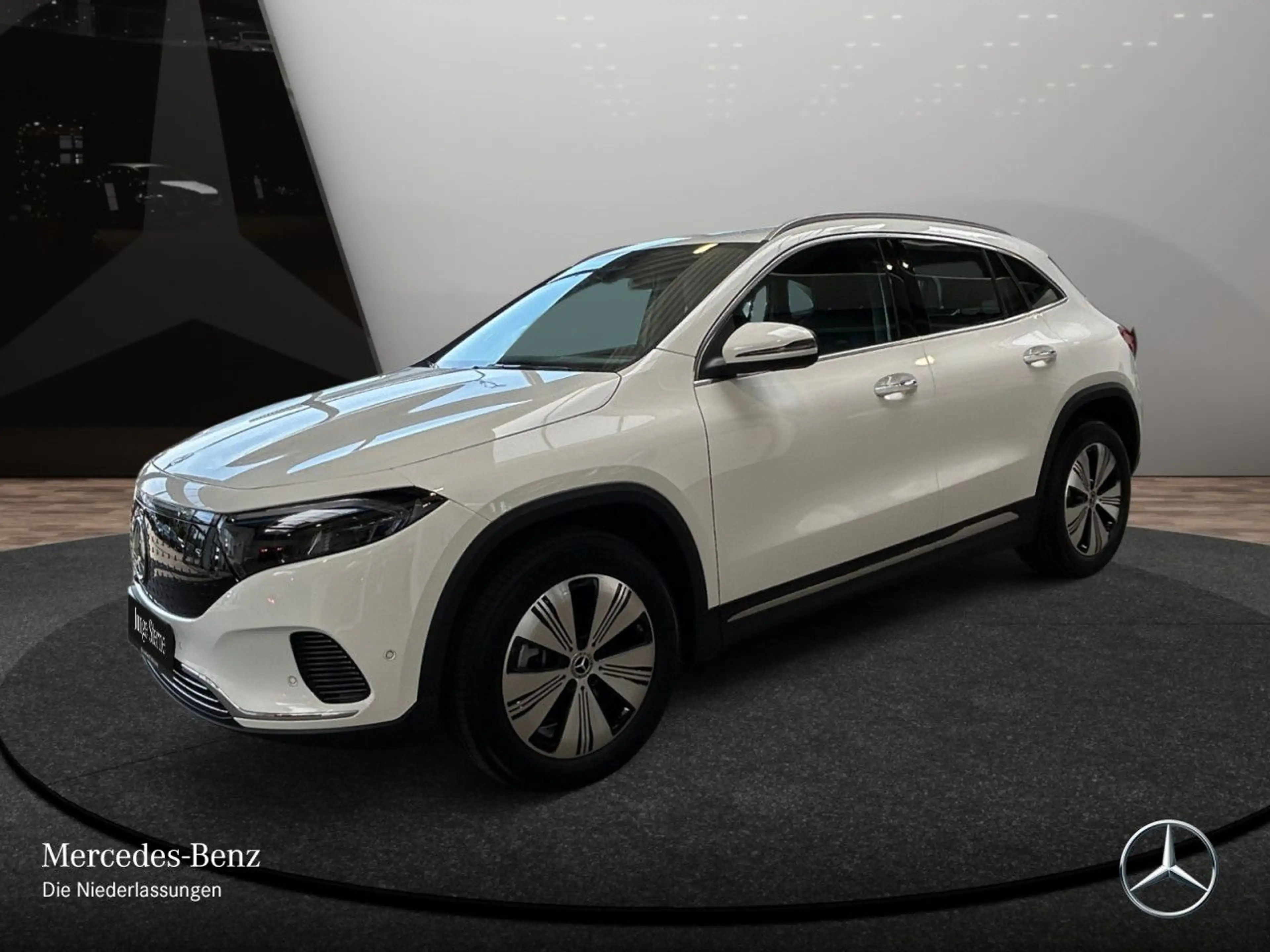 Mercedes-Benz EQA 250 PROG+PLUS-PAKET+360+KEYLESS+SPUR — photo 2
