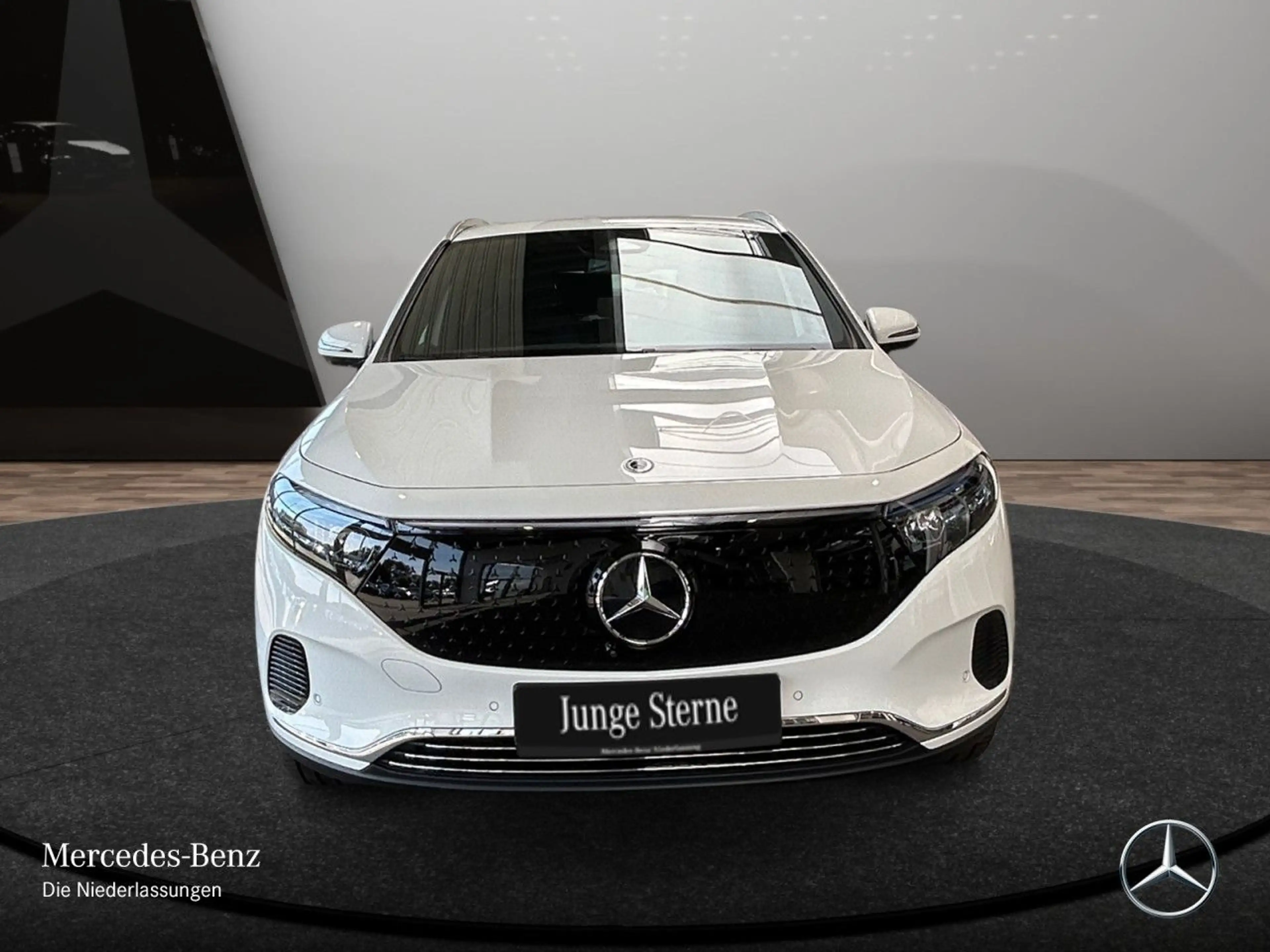 Mercedes-Benz EQA 250 PROG+PLUS-PAKET+360+KEYLESS+SPUR — photo 3