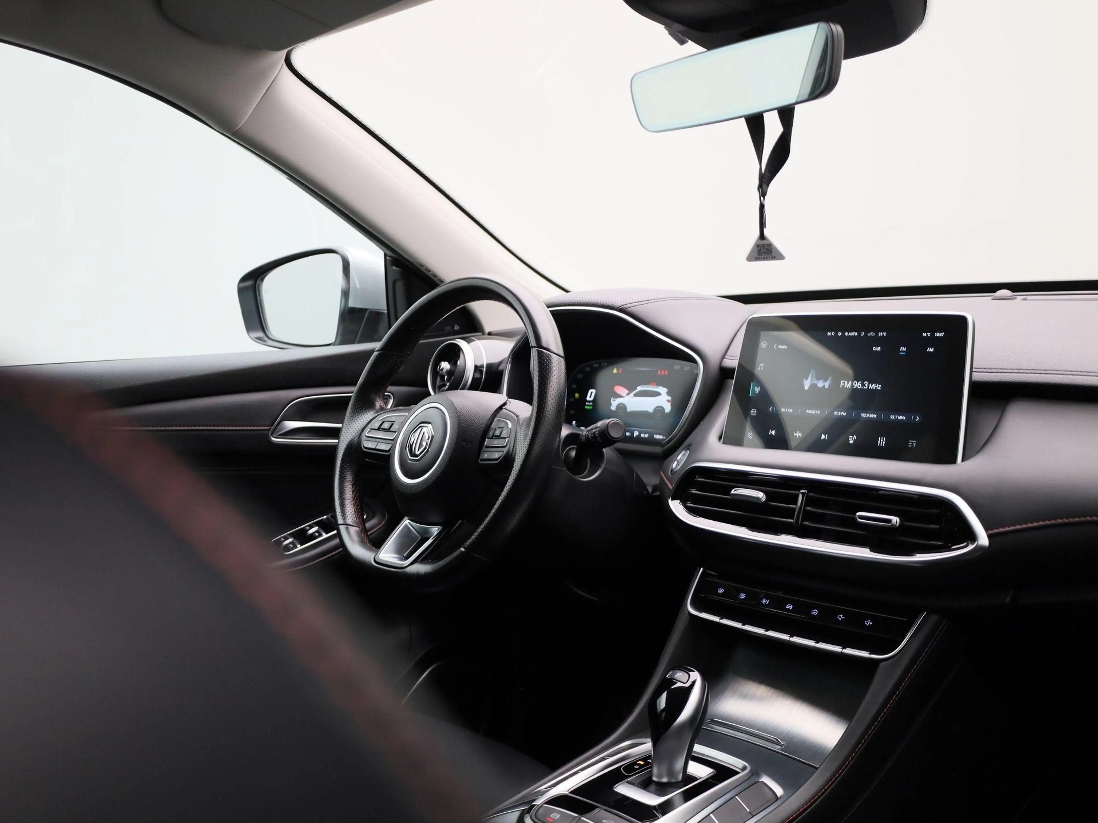 MG EHS 1.5 TGDI PHEV Aut. Comfort | Navi | ACC |  Apple C — photo 13