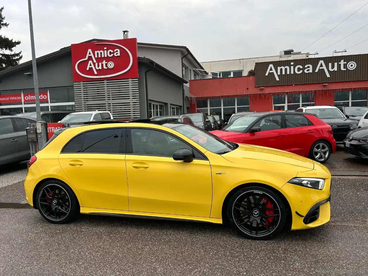 Mercedes-Benz A 45 AMG