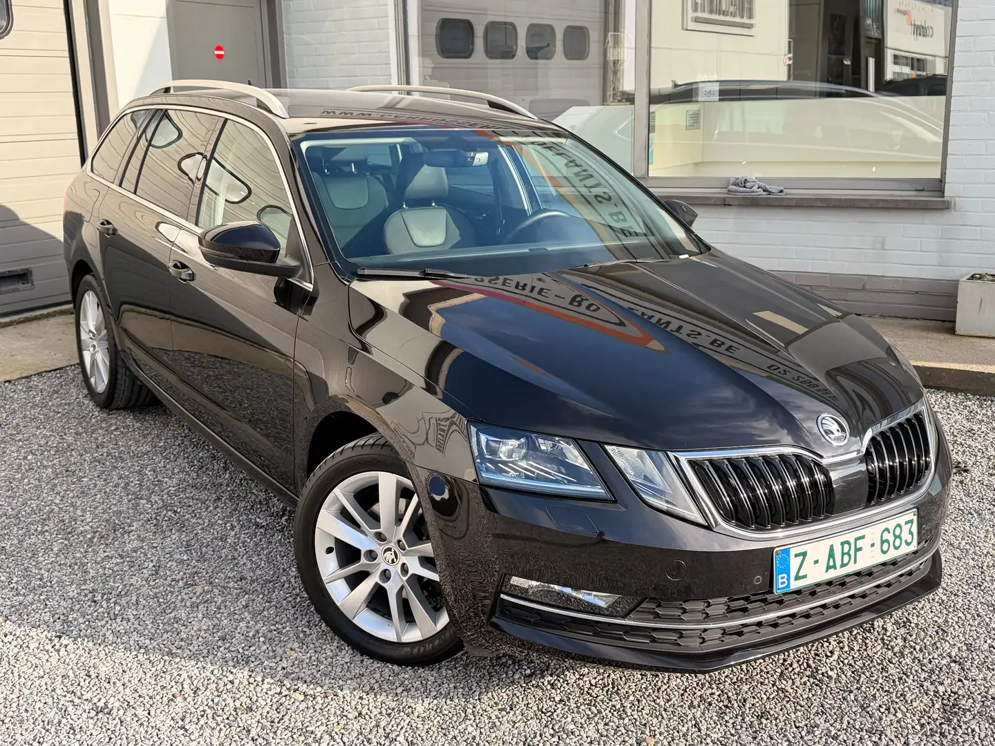 Skoda Octavia Combi 1.5 150PK // LED // Leder // Trekhaak // GAR Noir - 2