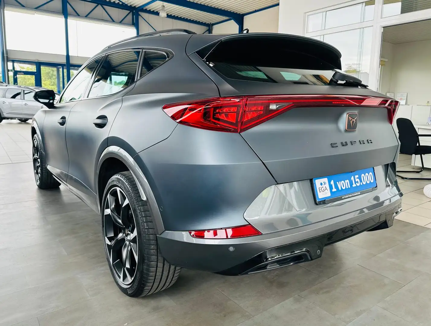 CUPRA Formentor 2.0 TSI 4Drive DSG Nav Kam Beats MATT Grijs - 2