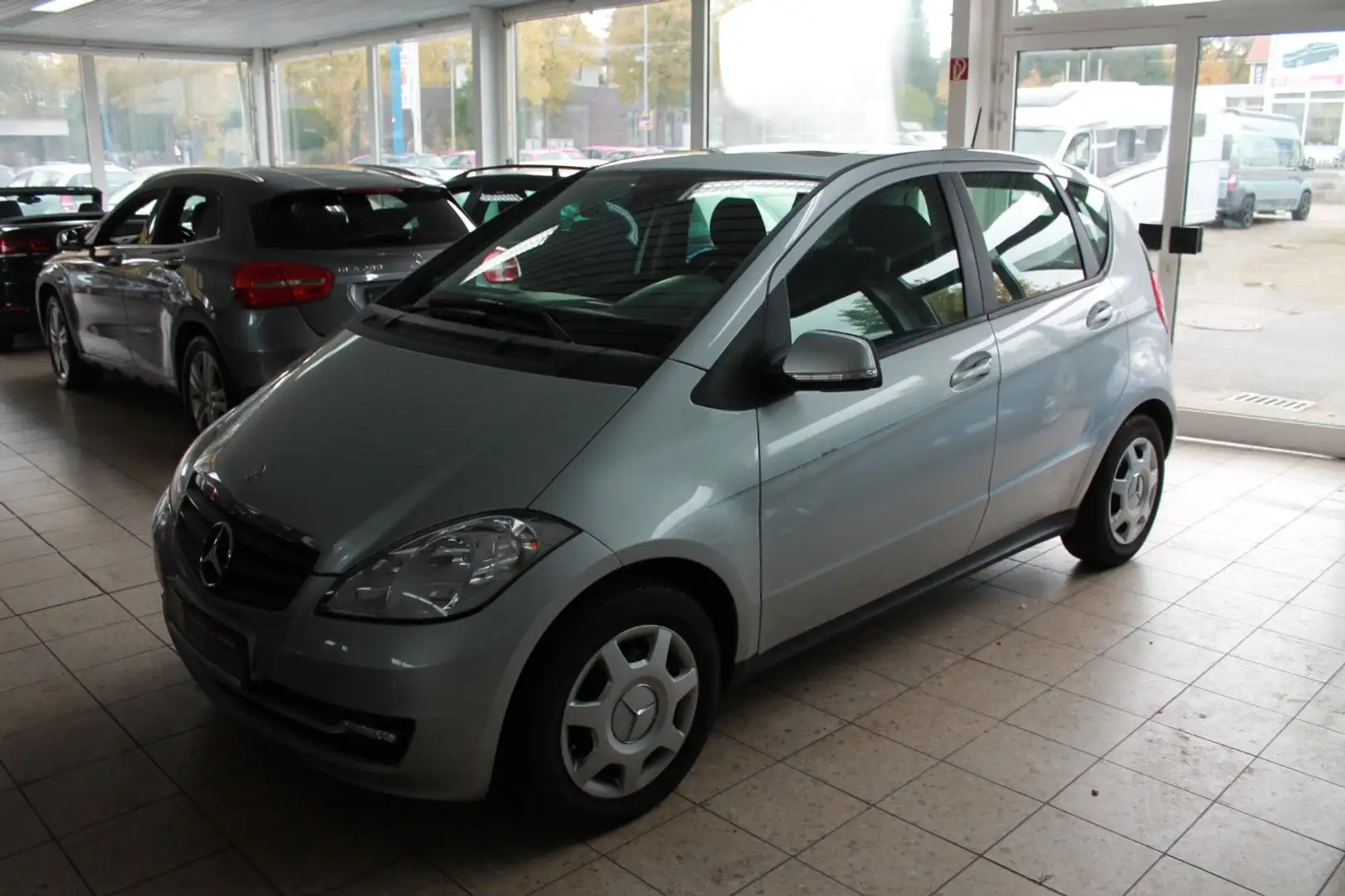 Mercedes-Benz A 180 A -Klasse A 180 CDI Zilver - 2