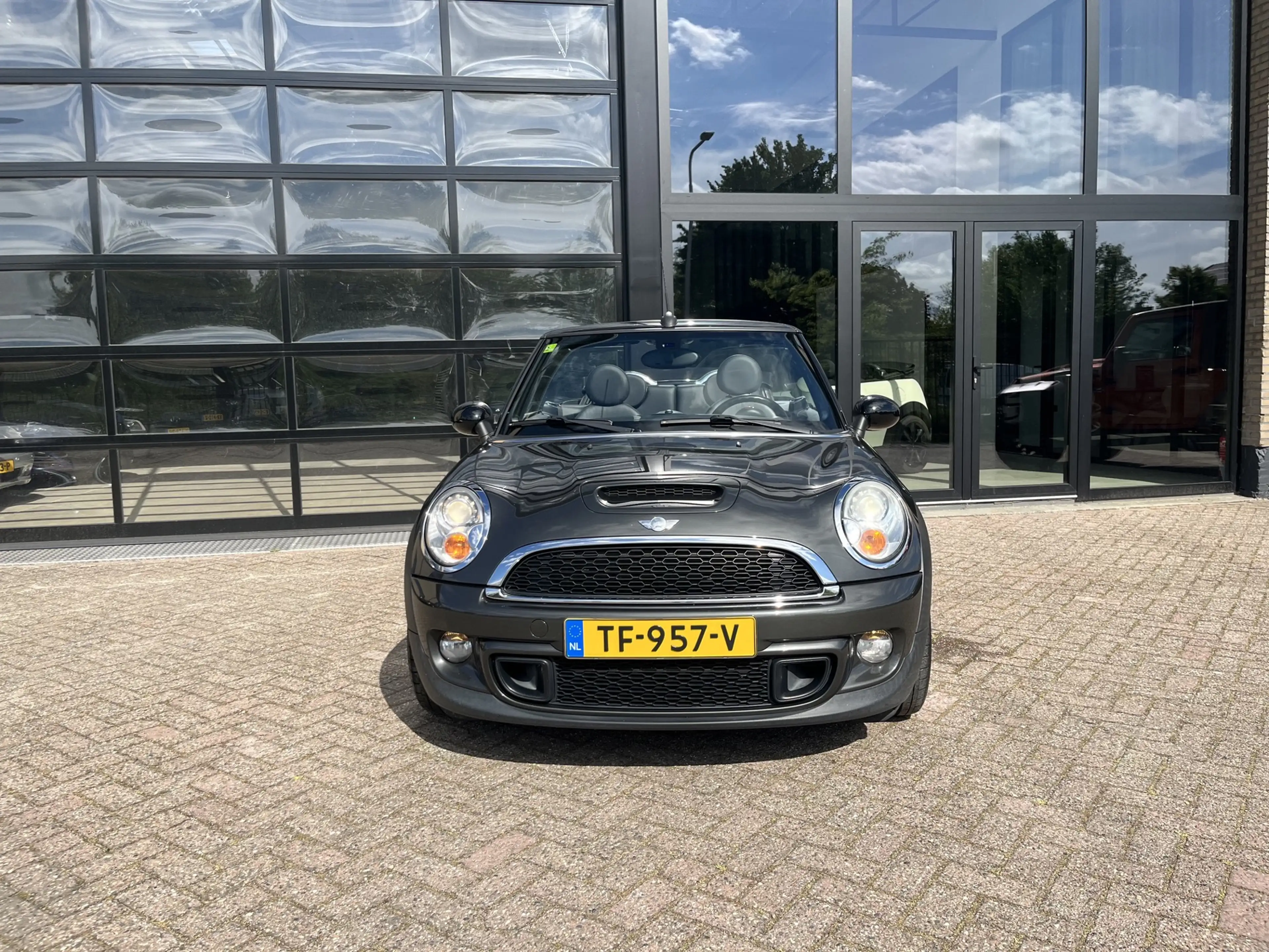 MINI Cooper S Cabrio Mini 1.6 Chili, Leer, Navi , 184 pk ! — photo 4