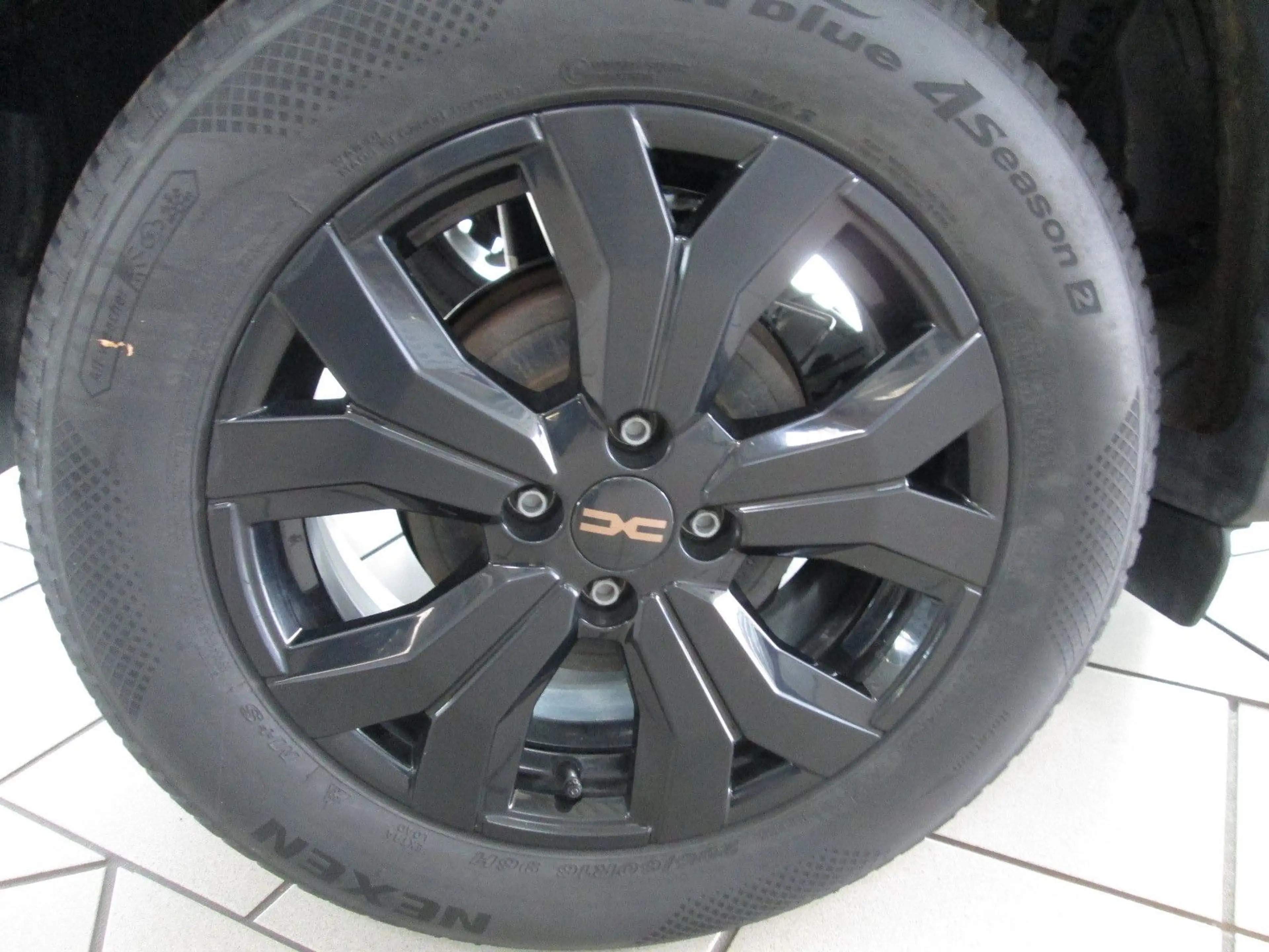 Dacia Jogger Extreme*KLIMAAUTOM*RÜCKFAHRKAMERA*7 SITZE — photo 9