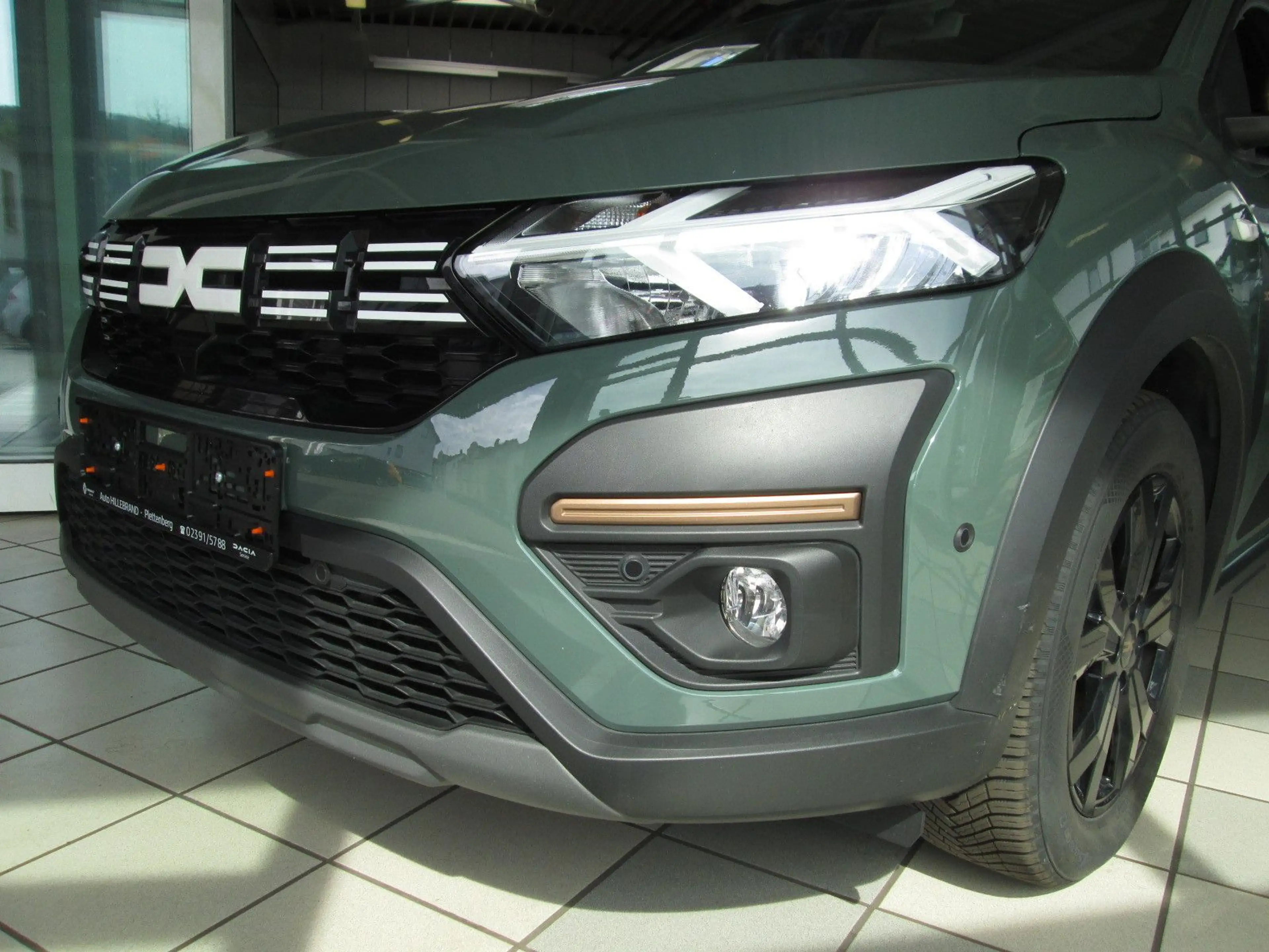 Dacia Jogger Extreme*KLIMAAUTOM*RÜCKFAHRKAMERA*7 SITZE — photo 17