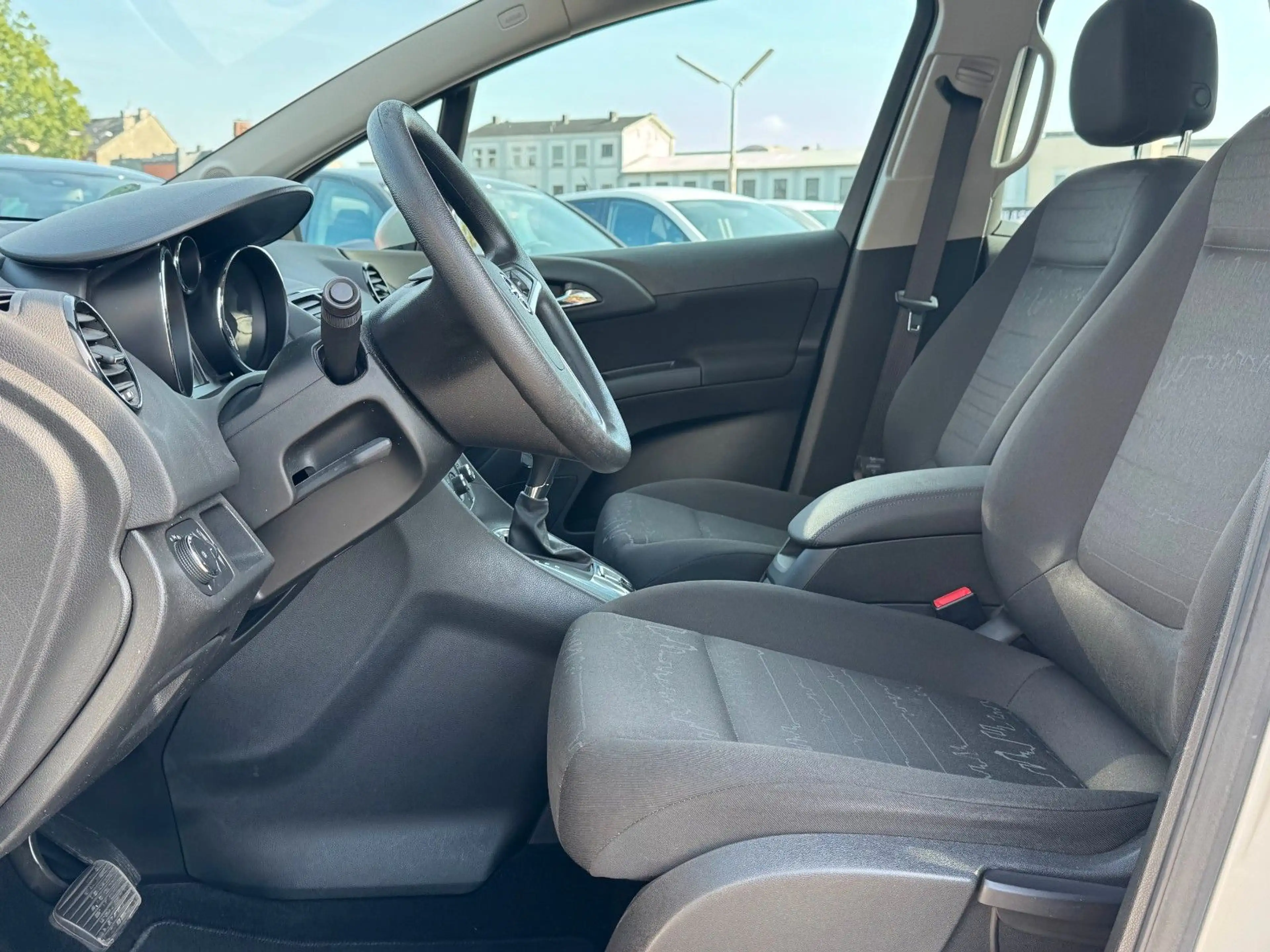 Opel Meriva B Edition 1.7l Automatik/HU neu/AHK — photo 9