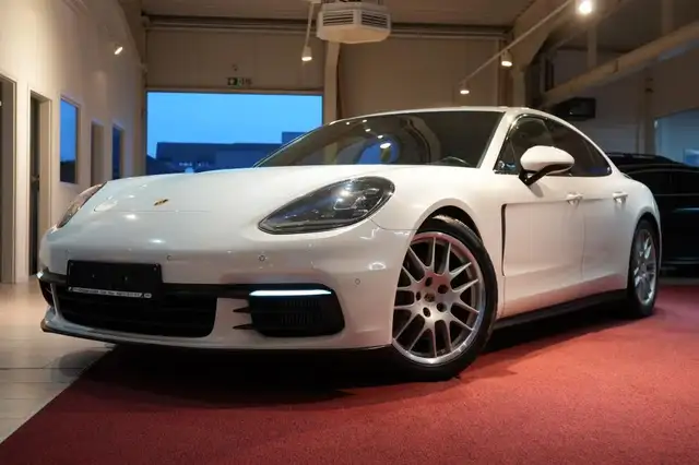 Porsche Panamera 4S 4.0 V8 – Navi, ACC, Virtual Cockpit, LED