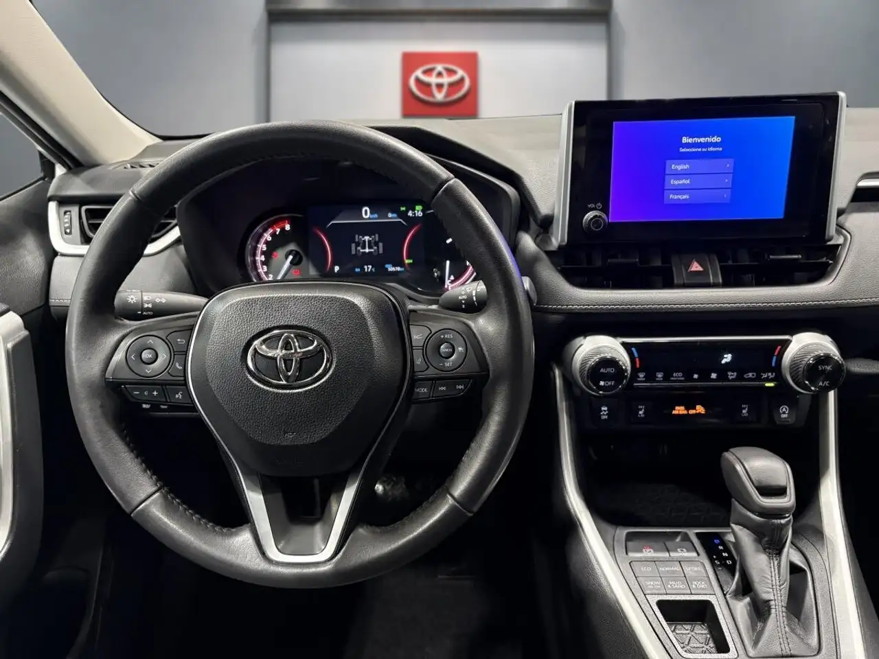 Toyota RAV 4 снимка Toyota RAV 4