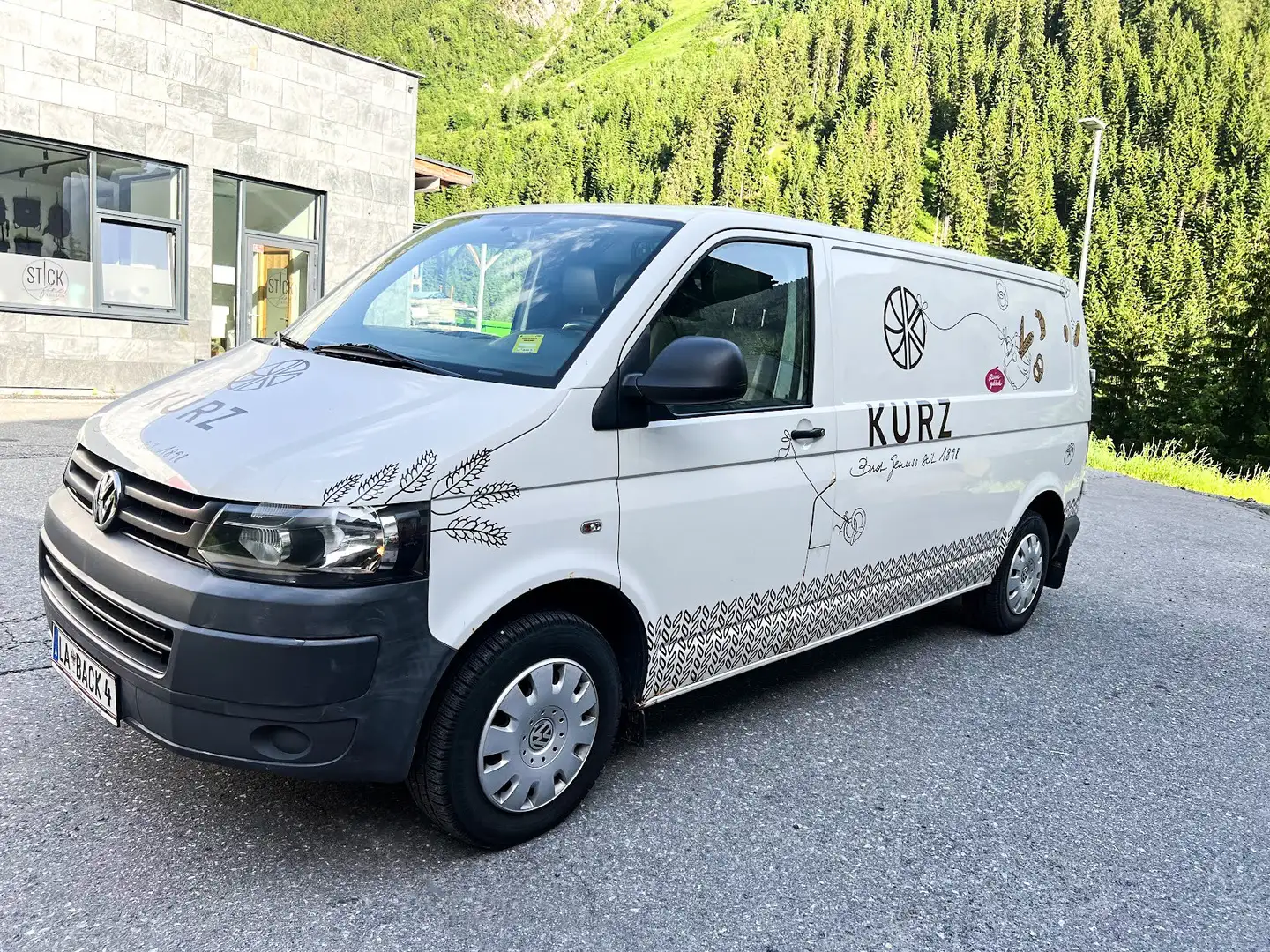 Volkswagen T5 Transporter LR TDI 4MOTION Bílá - 1