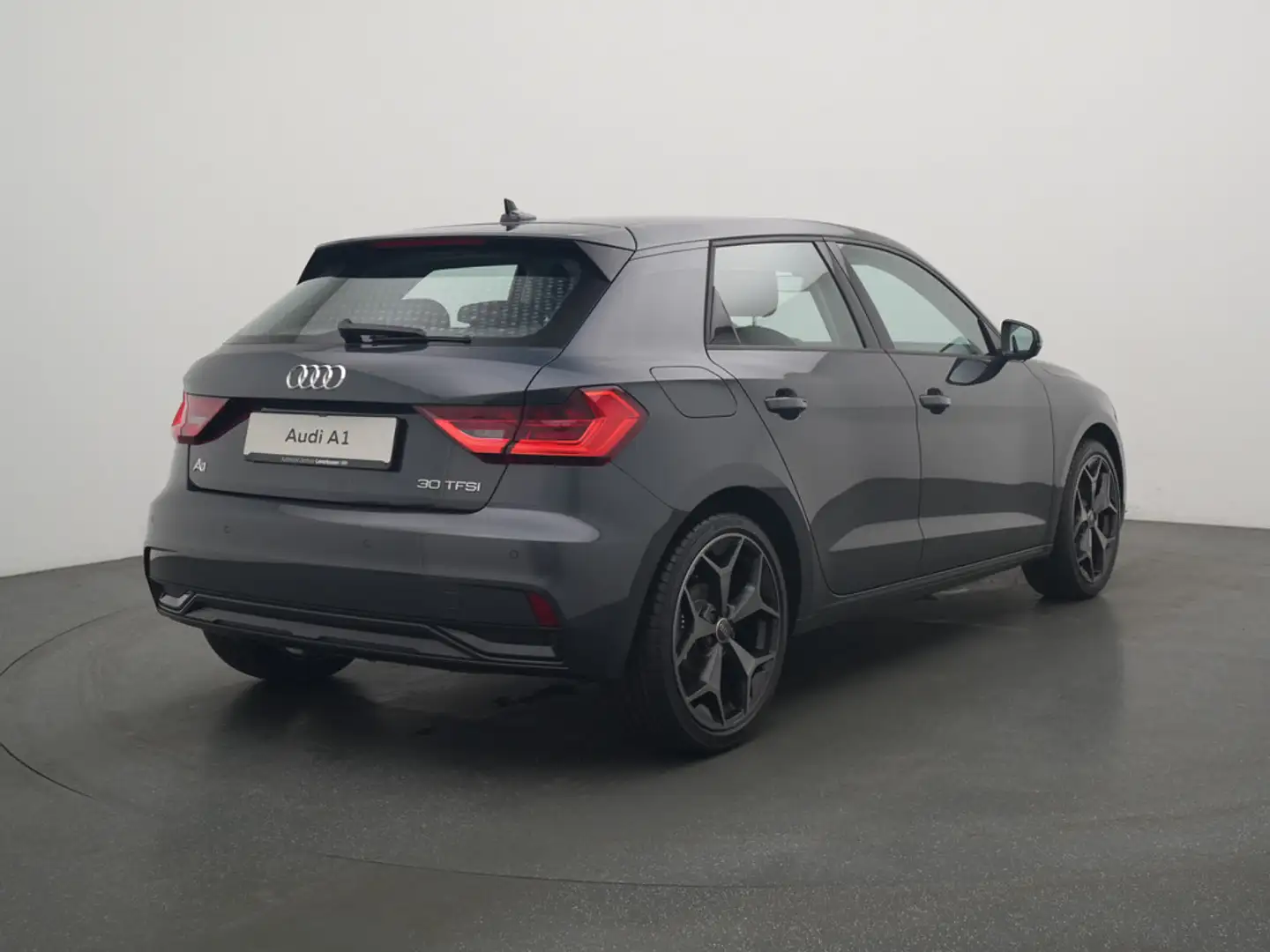 Audi A1 Sportback TFSI advanced LED CARPLAY VIRT S Grau - 2