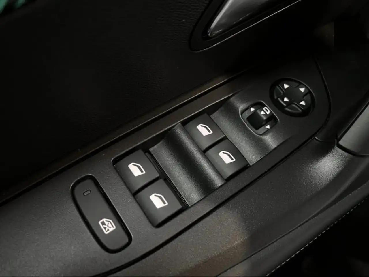 Peugeot 2008 Allure Pack, миниатюра 26