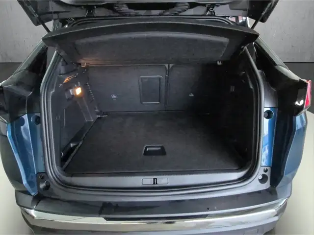 Peugeot 3008 view 7