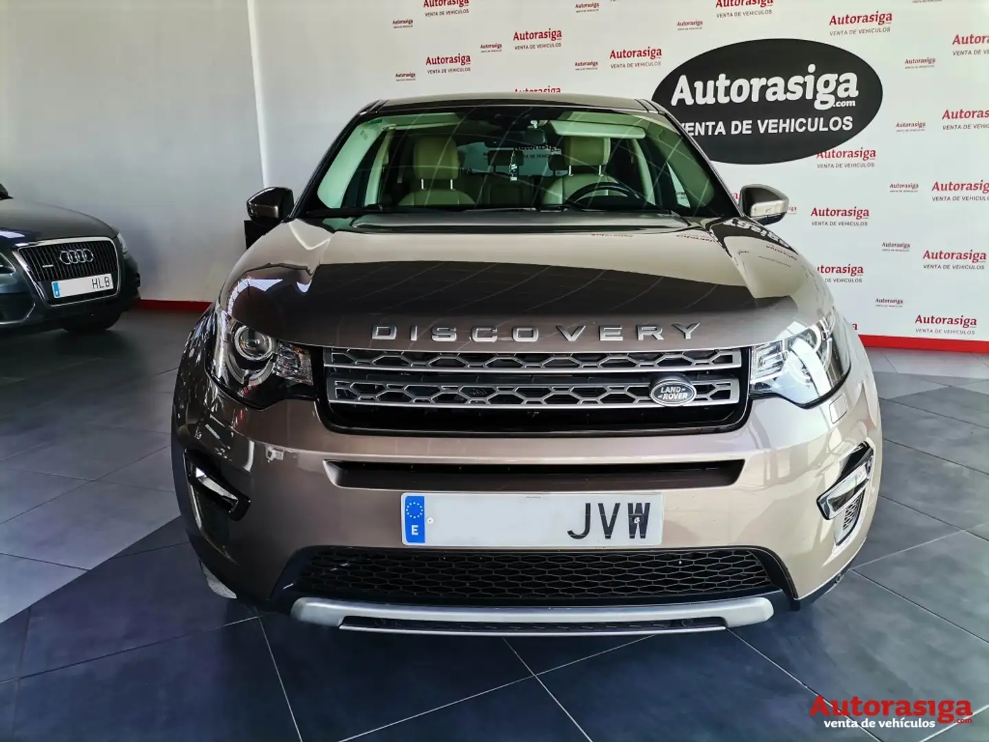 Land Rover Discovery Sport 2.0TD4 HSE 4x4 Aut. 150 Beige - 1
