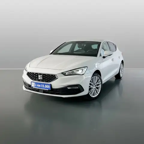 SEAT Leon 1.4 e-HYBRID Xcellence Automatik - Navi/ LED/ Sitz