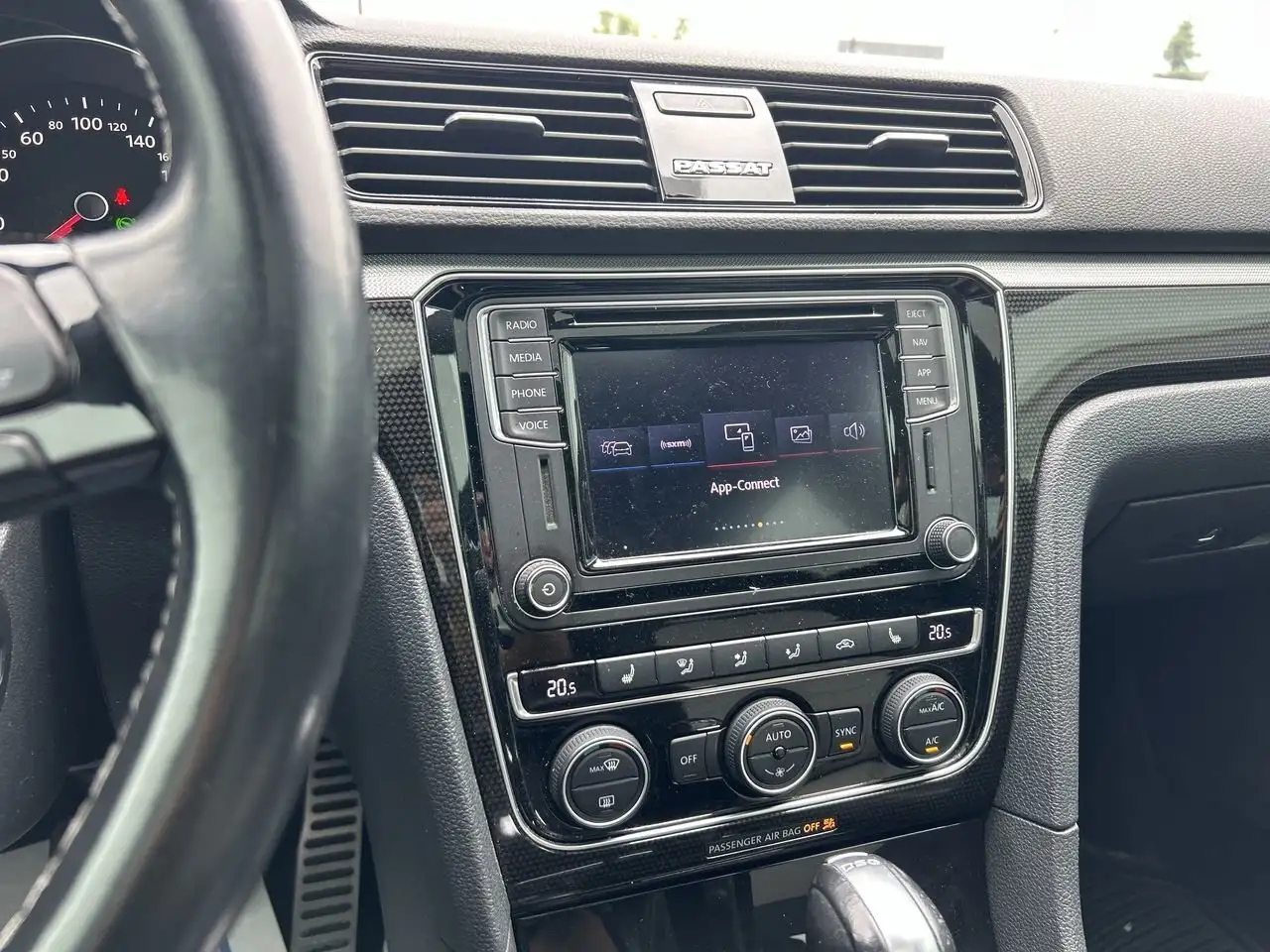 Volkswagen Passat снимка Volkswagen Passat