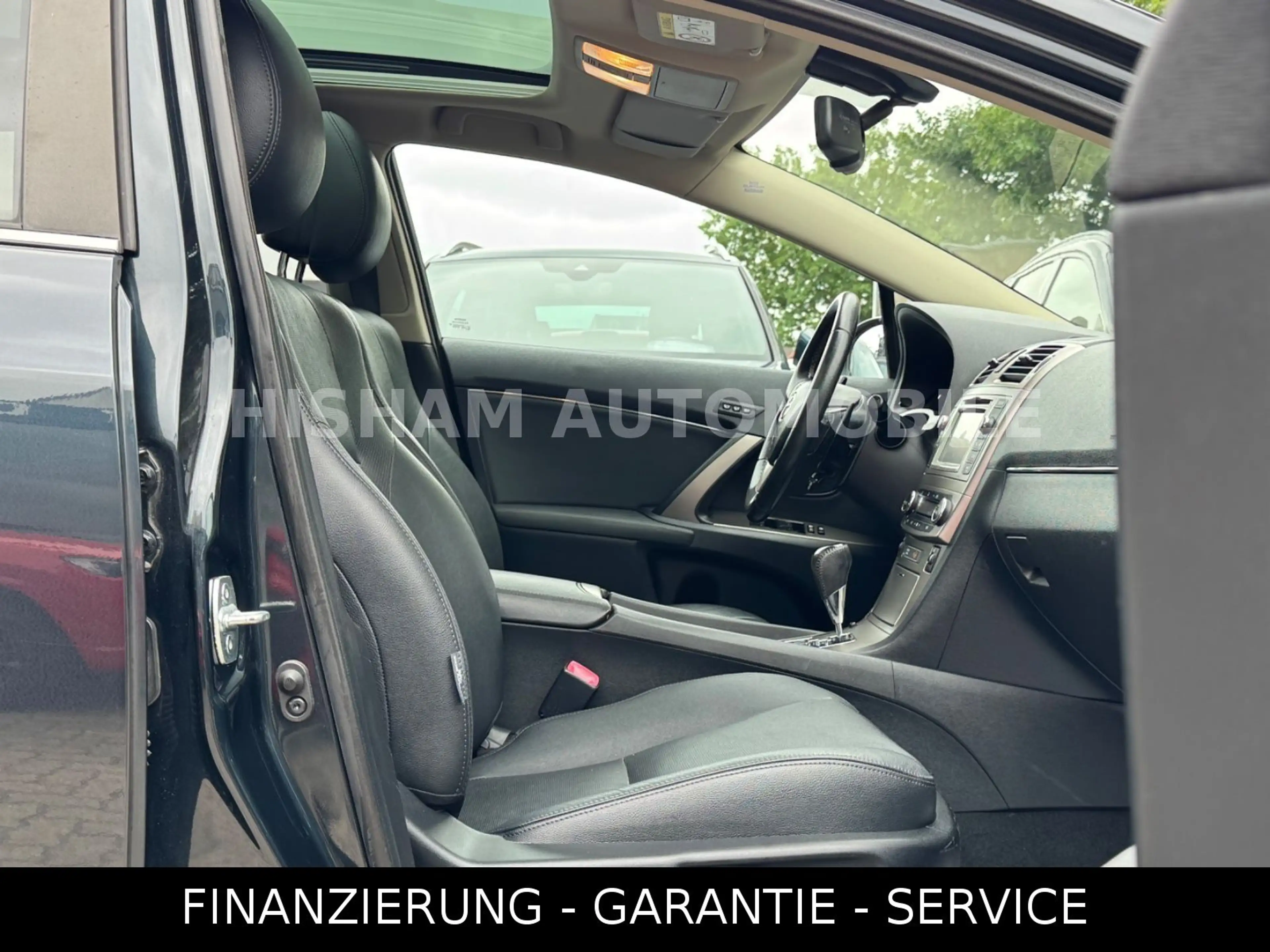 Toyota Avensis Kombi Executive/NAVI/CAM/AHK/PANO/XENON — photo 3