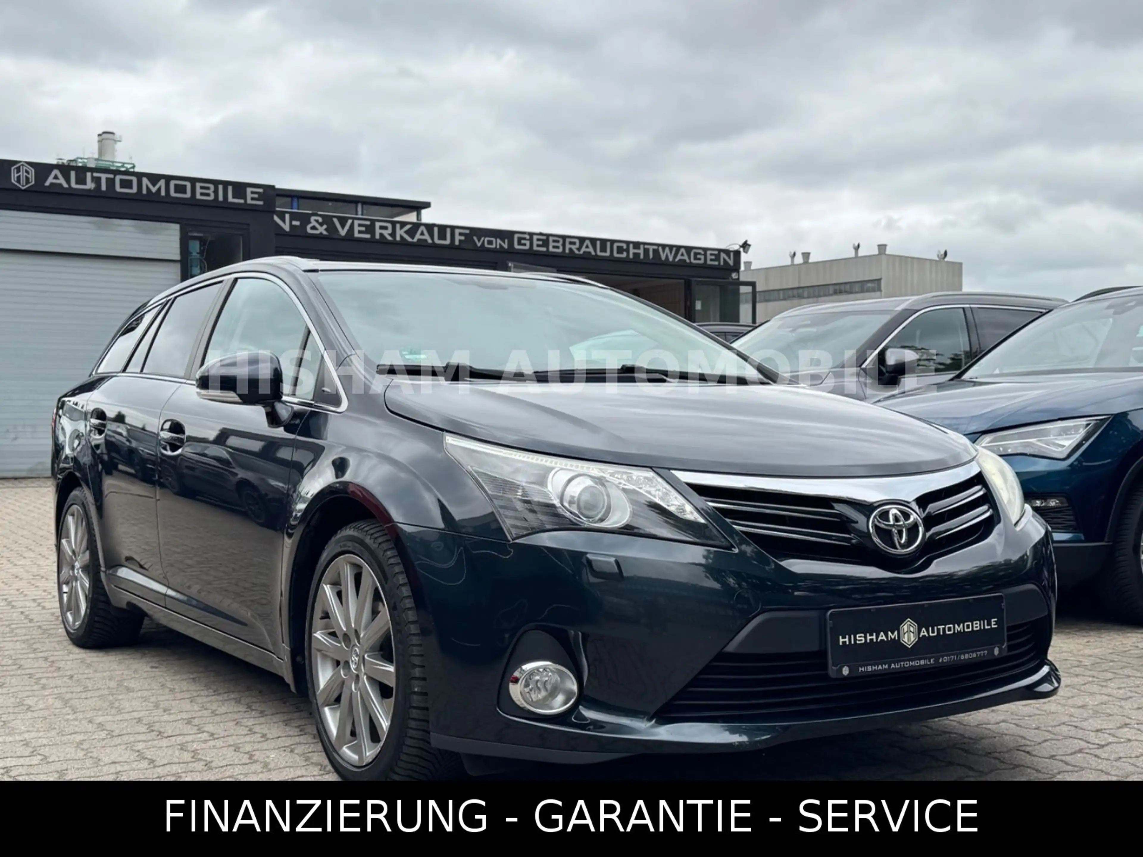 Toyota Avensis Kombi Executive/NAVI/CAM/AHK/PANO/XENON — photo 4