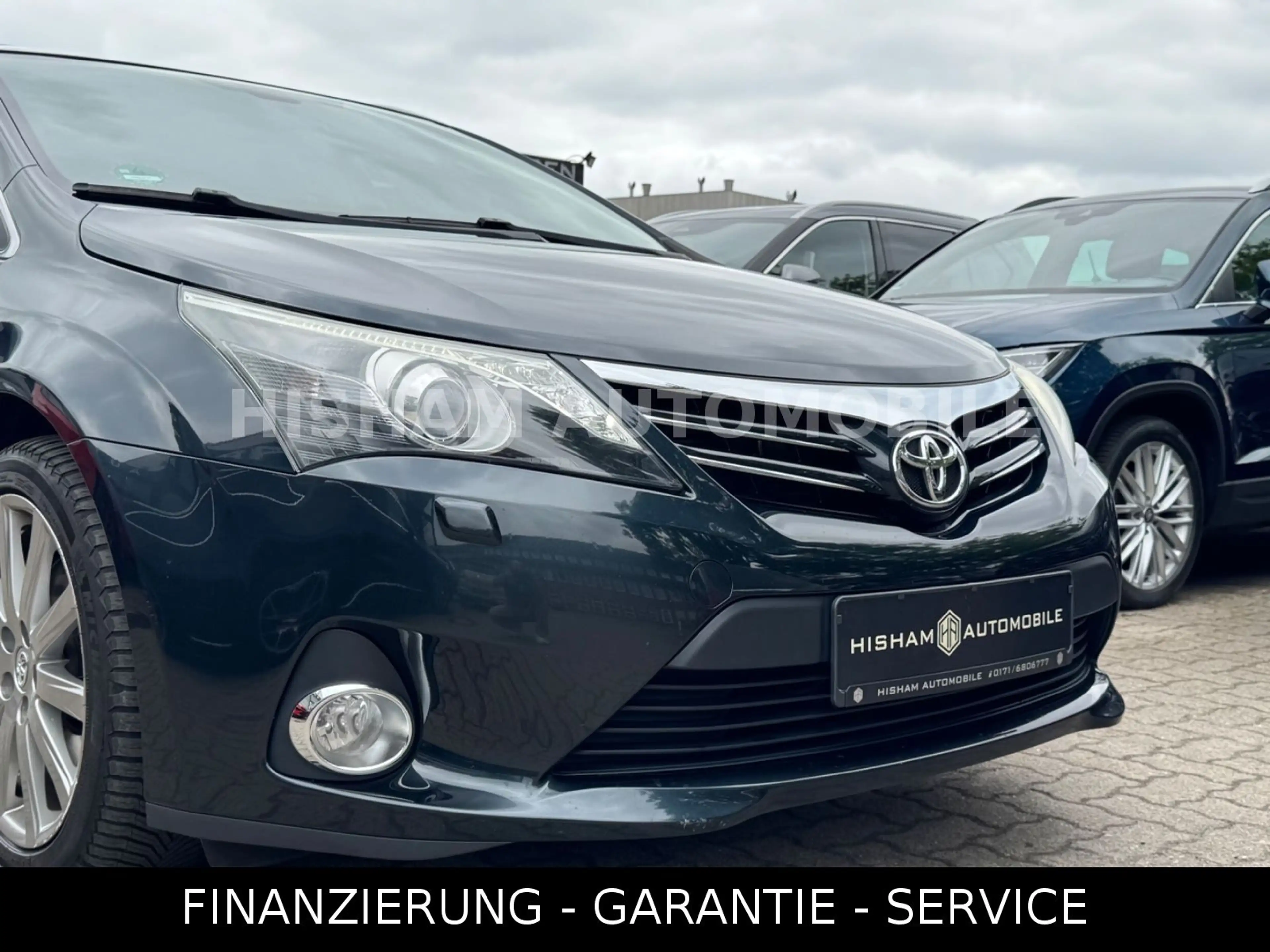 Toyota Avensis Kombi Executive/NAVI/CAM/AHK/PANO/XENON — photo 9