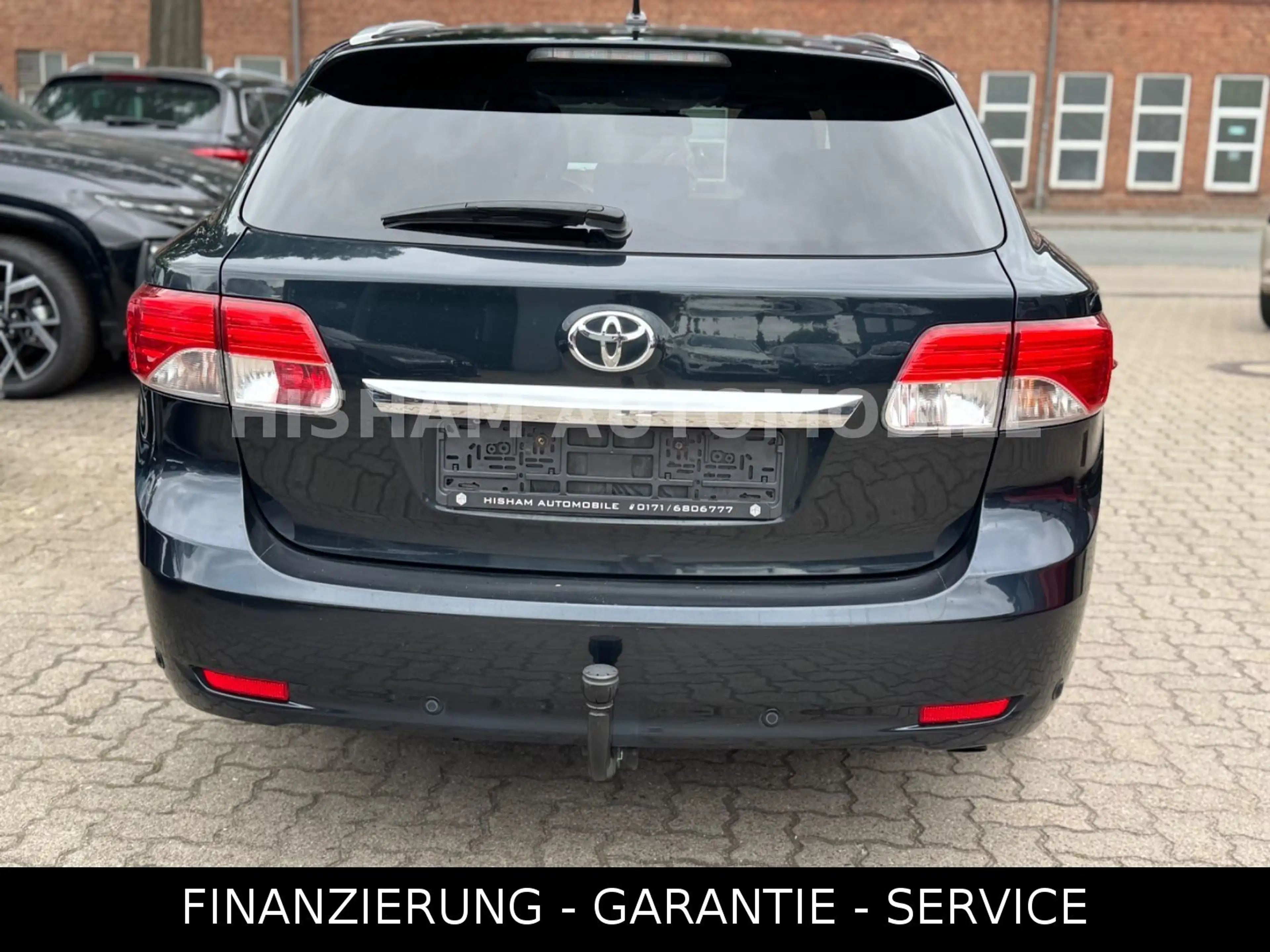 Toyota Avensis Kombi Executive/NAVI/CAM/AHK/PANO/XENON — photo 13
