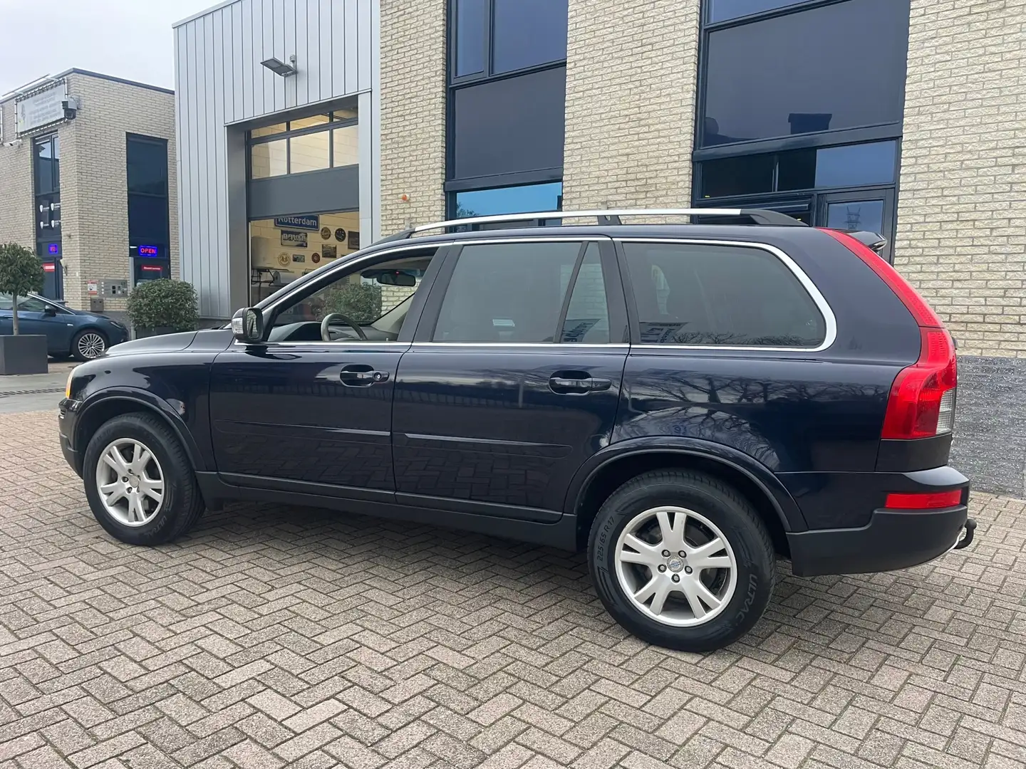Volvo XC90 3.2 Summum- 7 persoons- AWD- ruim- trekhaak Blauw - 2