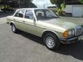 Mercedes-Benz 230 Baureihe 123 E Vert - thumbnail 3
