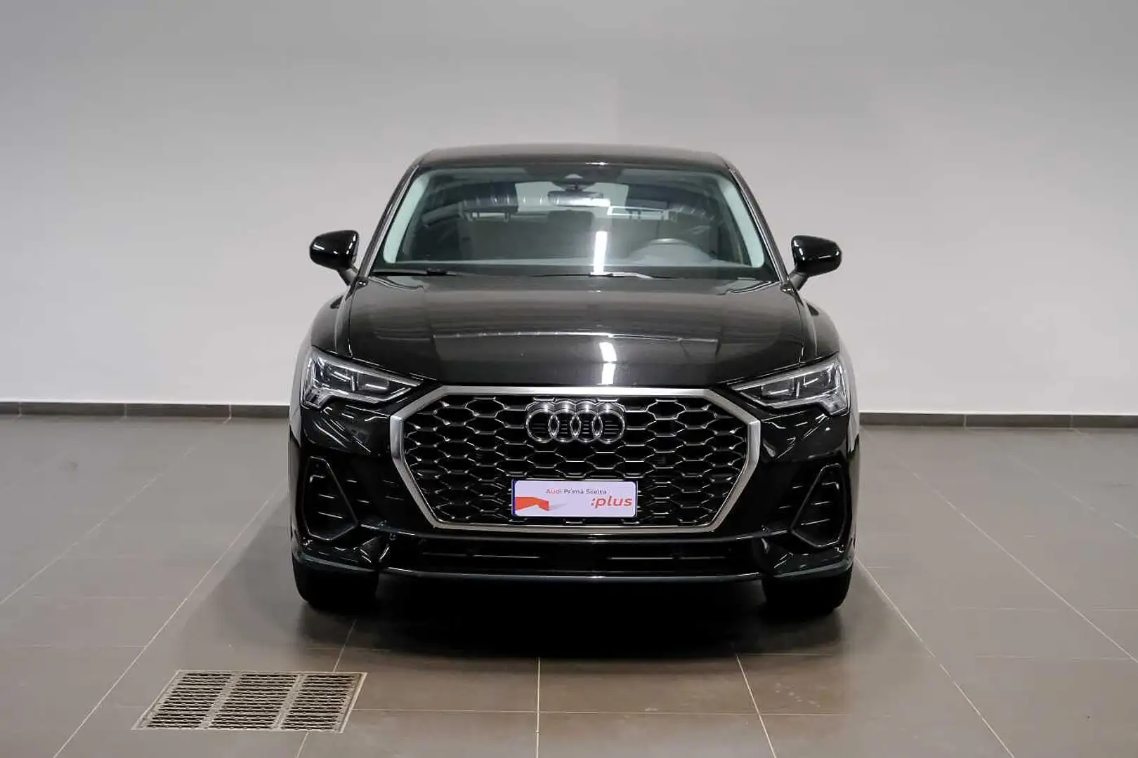 Audi Q3 2ª serie SPB 35 TFSI Business Plus Noir - 2