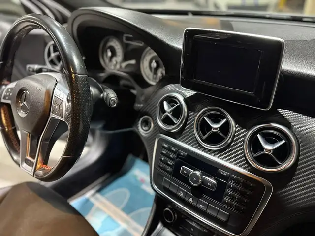 Mercedes-Benz A-Class view 19