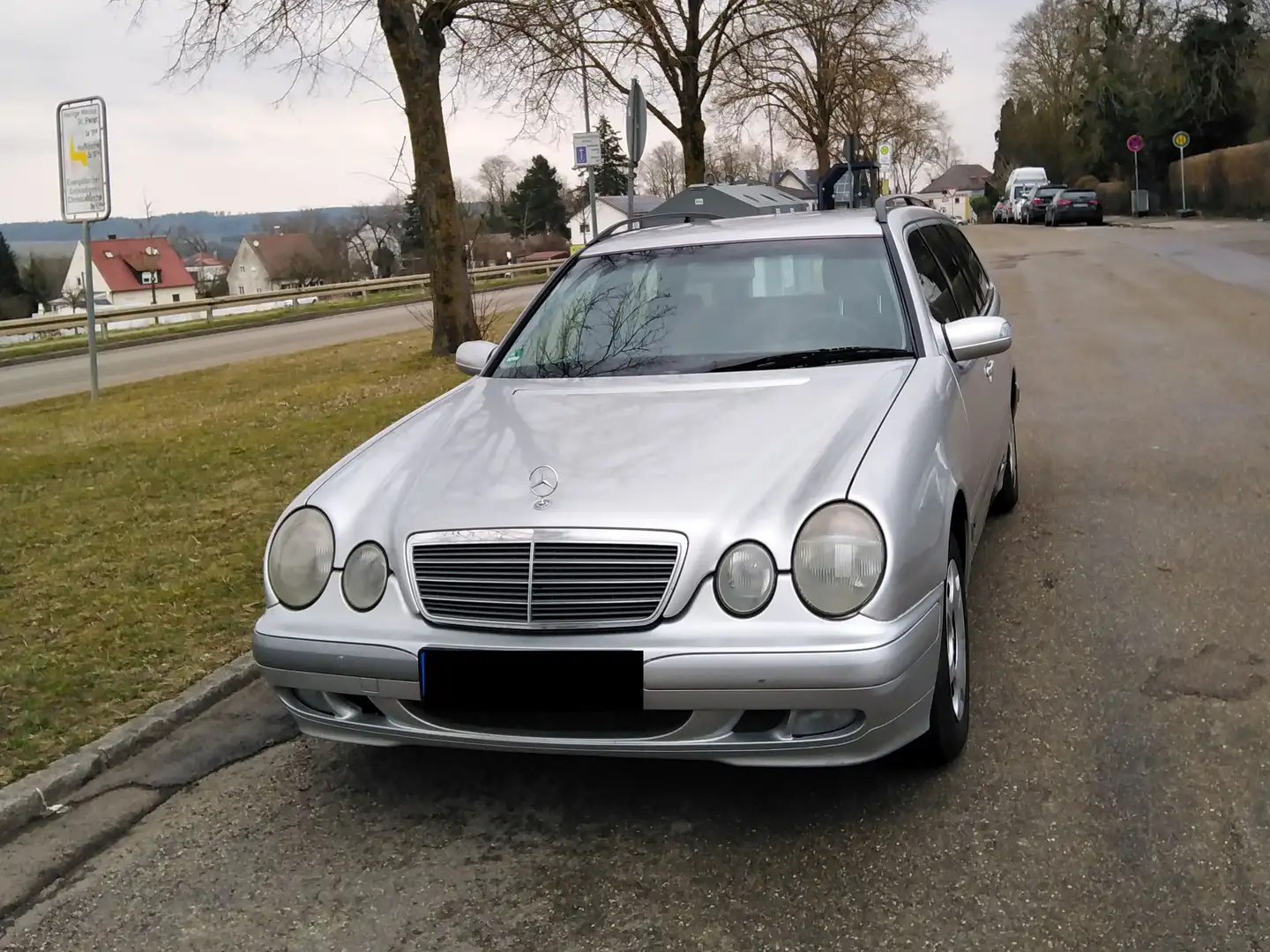 Mercedes-Benz E 200 E 200 T Kompressor Classic Argintiu - 1