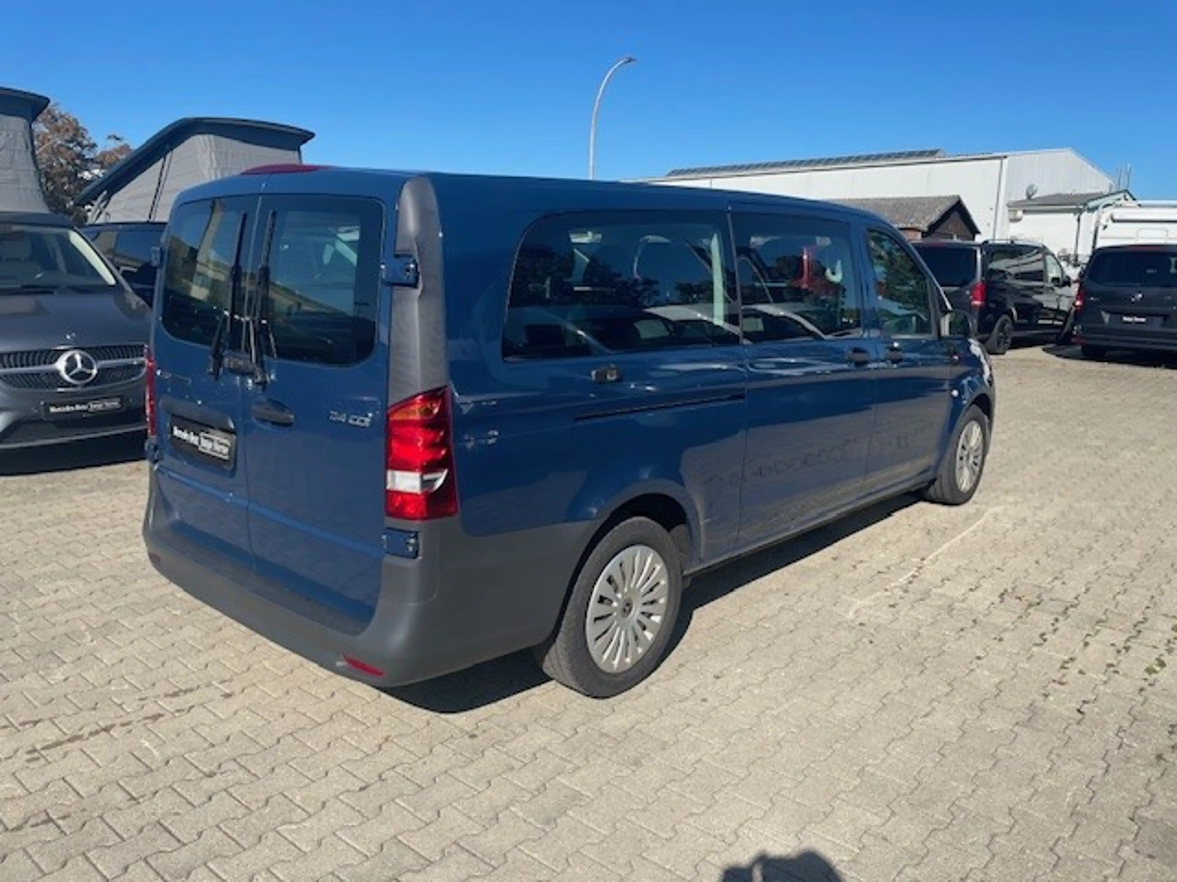 Mercedes-Benz Vito 114 CDI Tourer Extralang/AUTOMATIK/KLIMA/KAMERA/SH — photo 4