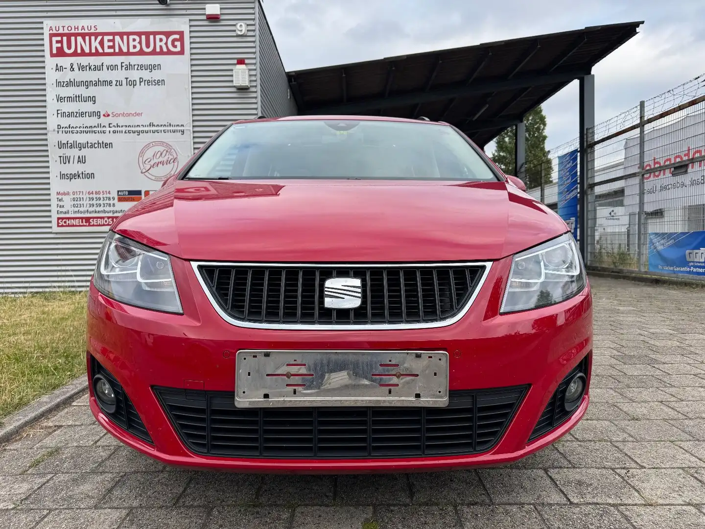 SEAT Alhambra 2.0 Tdi 7 SITZ/PANO/AUT/NAV/STHZ/KAMERA Rot - 1